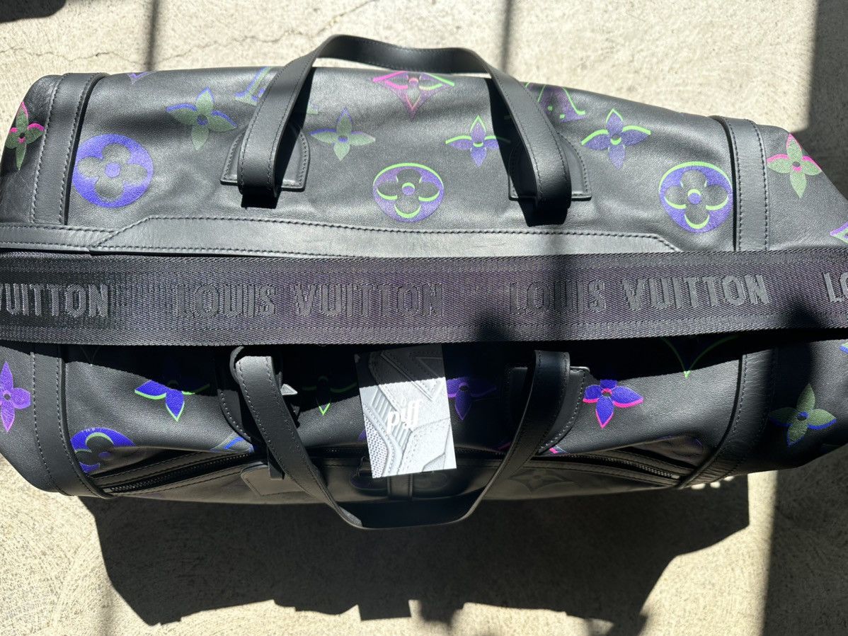 Louis Vuitton Louis Vuitton Meteor Travel Bag 50 Size ONE SIZE - 5 Thumbnail