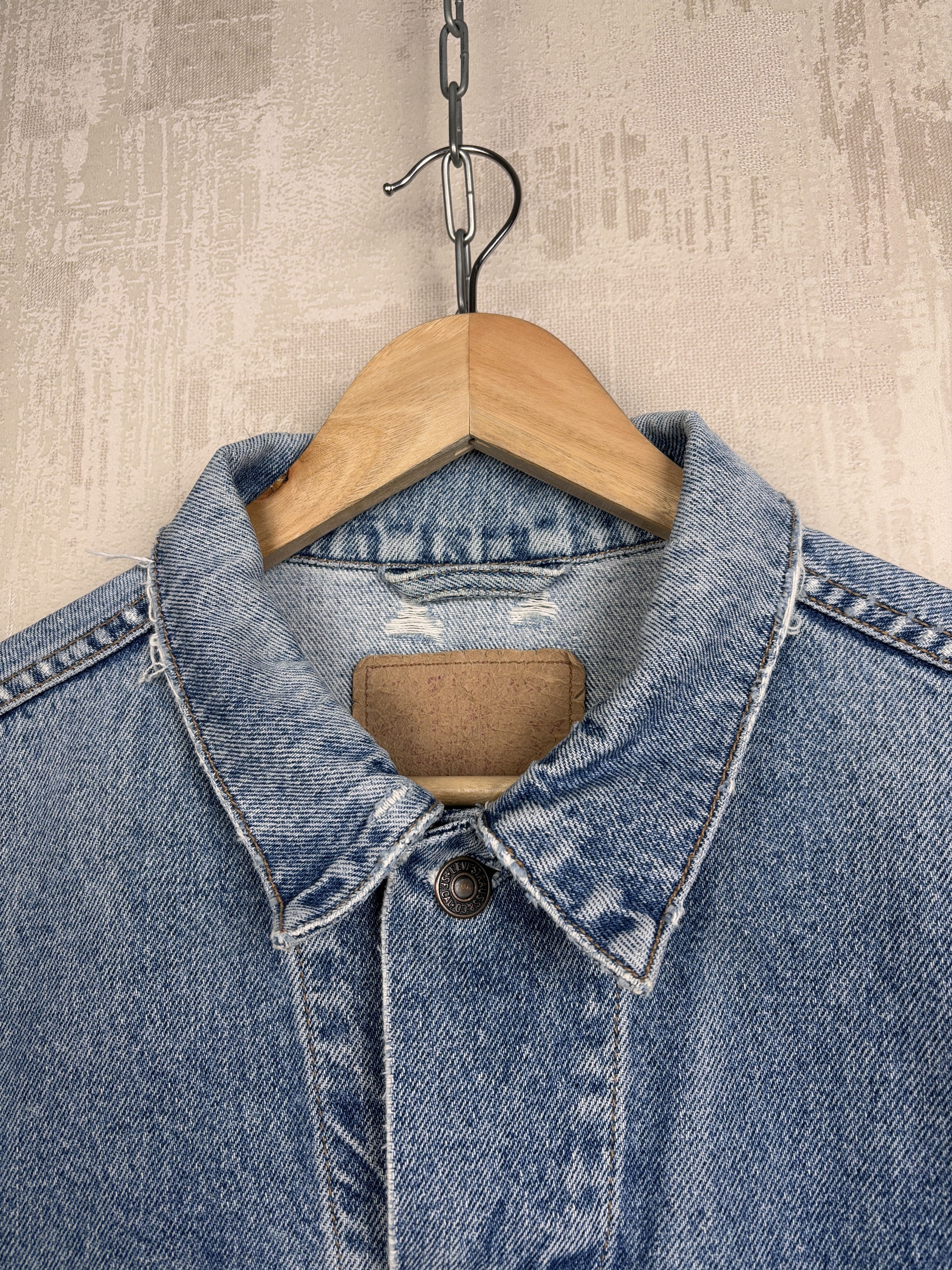 Levi's Vintage Levi's 70503 02 Distressed Denim Trucker Jacket Size US XL / EU 56 / 4 - 5 Thumbnail