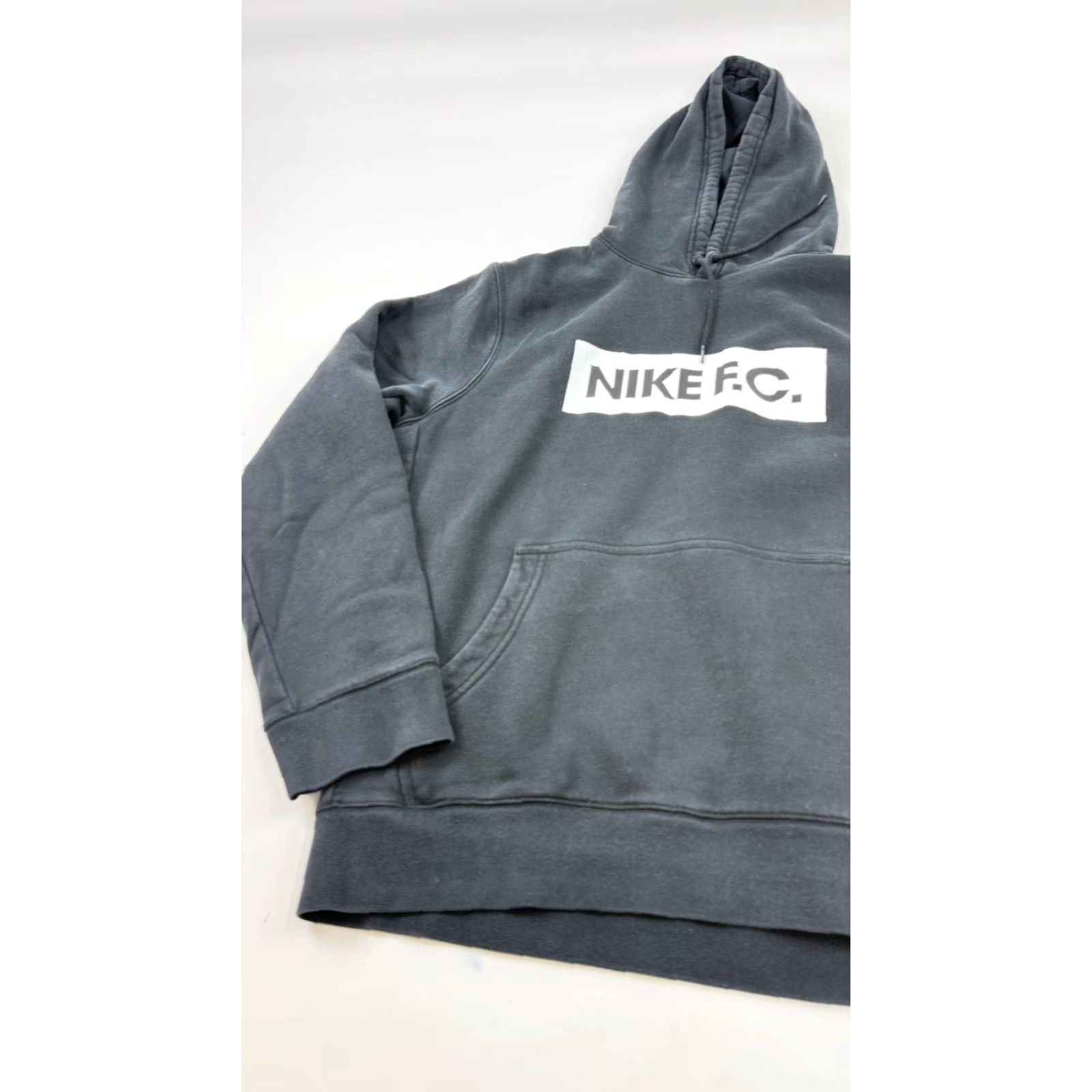 Nike Nike F.C. Hoodie Mens XL Black Pullover Soccer Sweatshirt Nike Futebol Size US XL / EU 56 / 4 - 3 Thumbnail