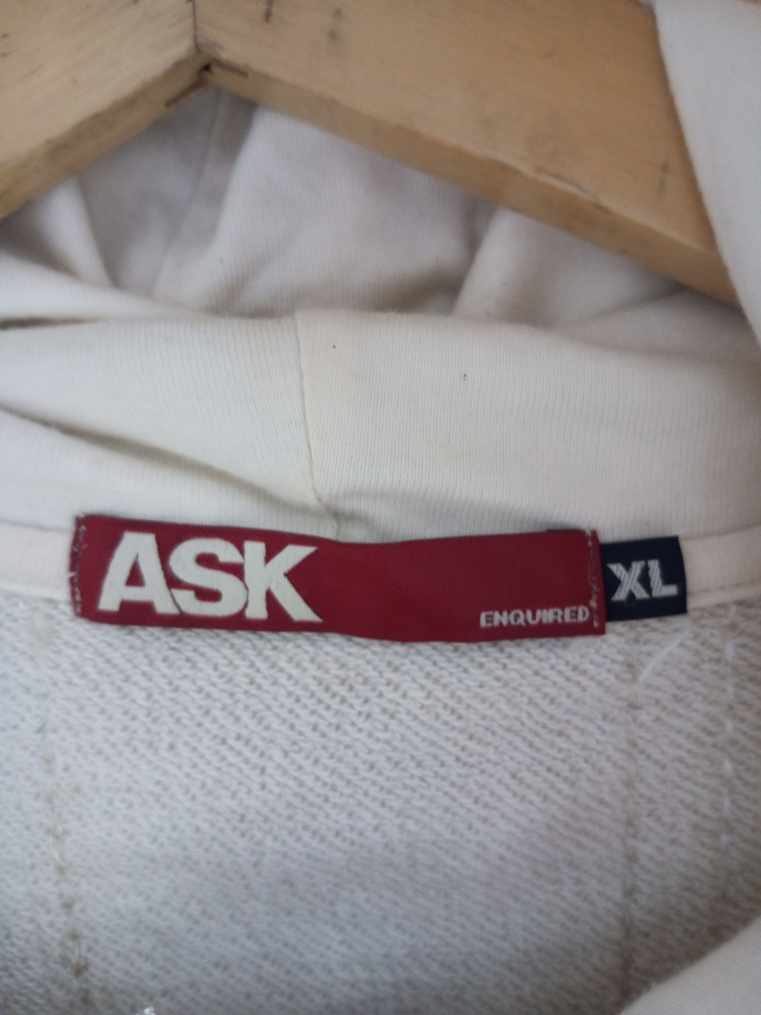 20471120 Vintage ask enquired big flag multi pocket distressed hoodie Size US XL / EU 56 / 4 - 14 Thumbnail