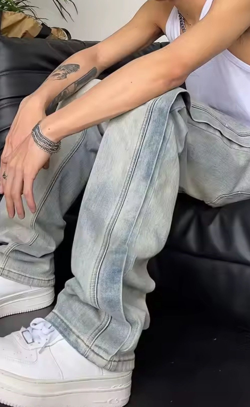 Japanese Brand Grunge Style Denim Jeans - Light Wash - Authentic Urban Look Size US 28 / EU 44 - 7 Thumbnail