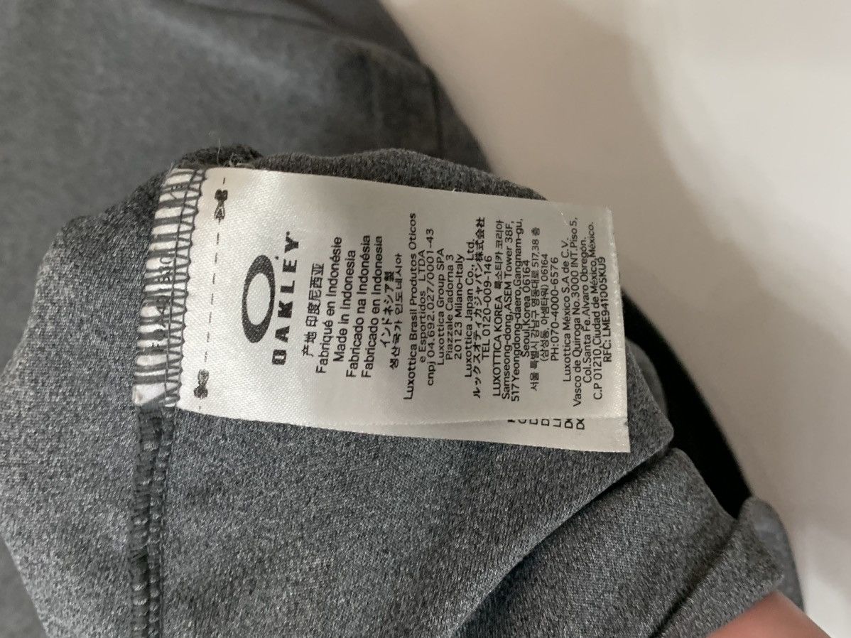 Oakley × Vintage Oakley Reflected Logo Tee Size US XL / EU 56 / 4 - 9 Thumbnail