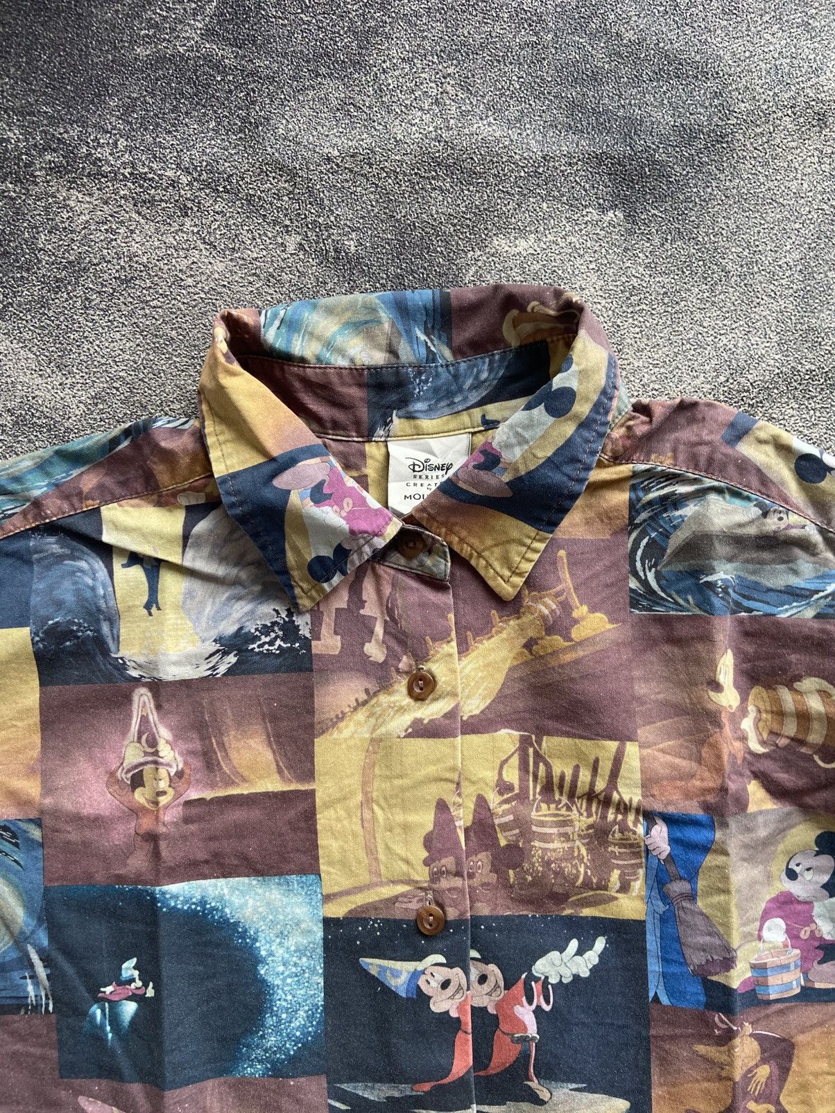 Disney Disney X Moussy All Over Print Shirt Size US XL / EU 56 / 4 - 2 Thumbnail