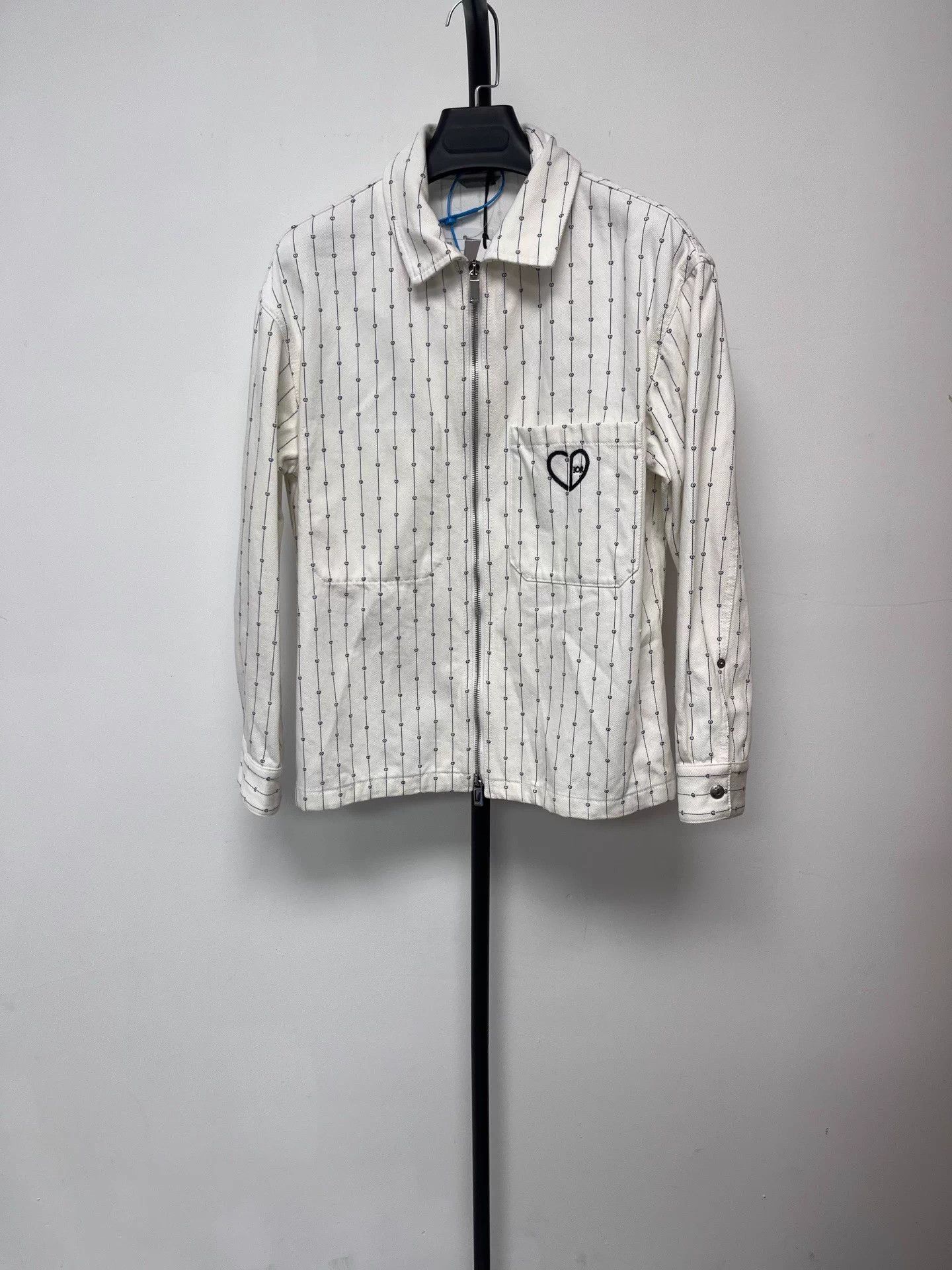 Dior DIOR logo-embroidery zip 44 men's white denim jacket Size US S / EU 44-46 / 1 - 1 Thumbnail