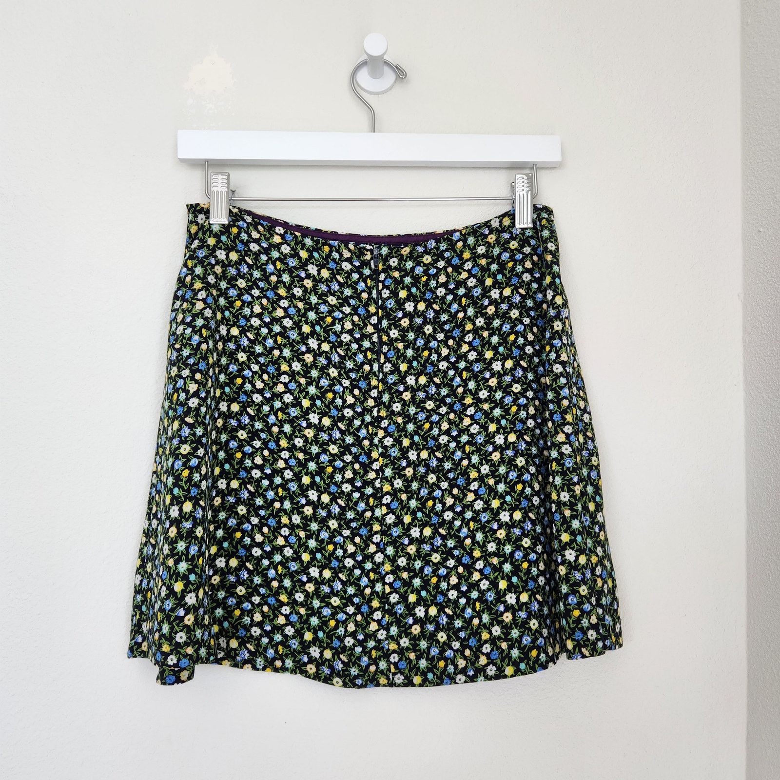 Vintage Vintage Black Ditsy Floral Mini Skirt High Rise Vintage 2 Size 27" / US 4 / IT 40 - 4 Thumbnail