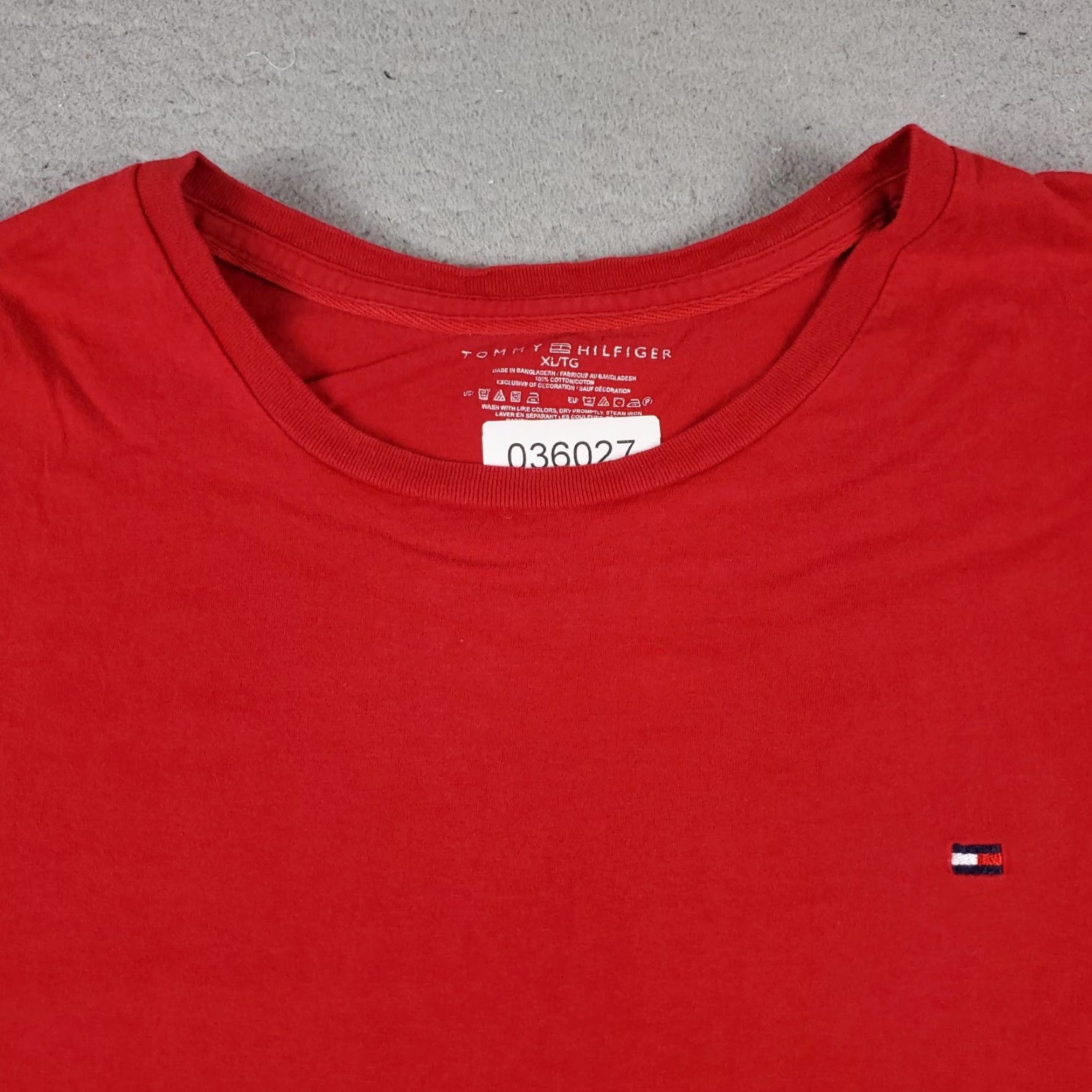 Tommy Hilfiger Tommy Hilfiger T Shirt Mens XL Red Short Sleeve Crew Neck Logo Casual Modern American Shirt Mens XL Red Size US XL / EU 56 / 4 - 2 Thumbnail