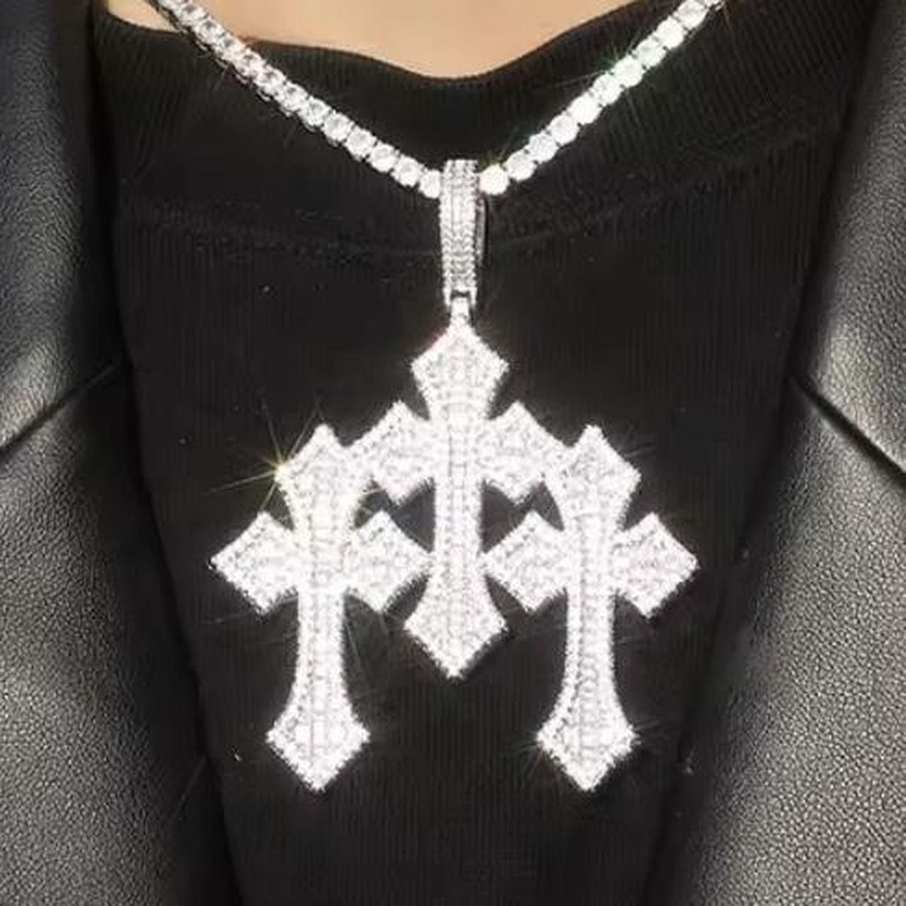 The Unbranded Brand Silver Triple Cross Necklace 20 Inch Size ONE SIZE - 3 Thumbnail