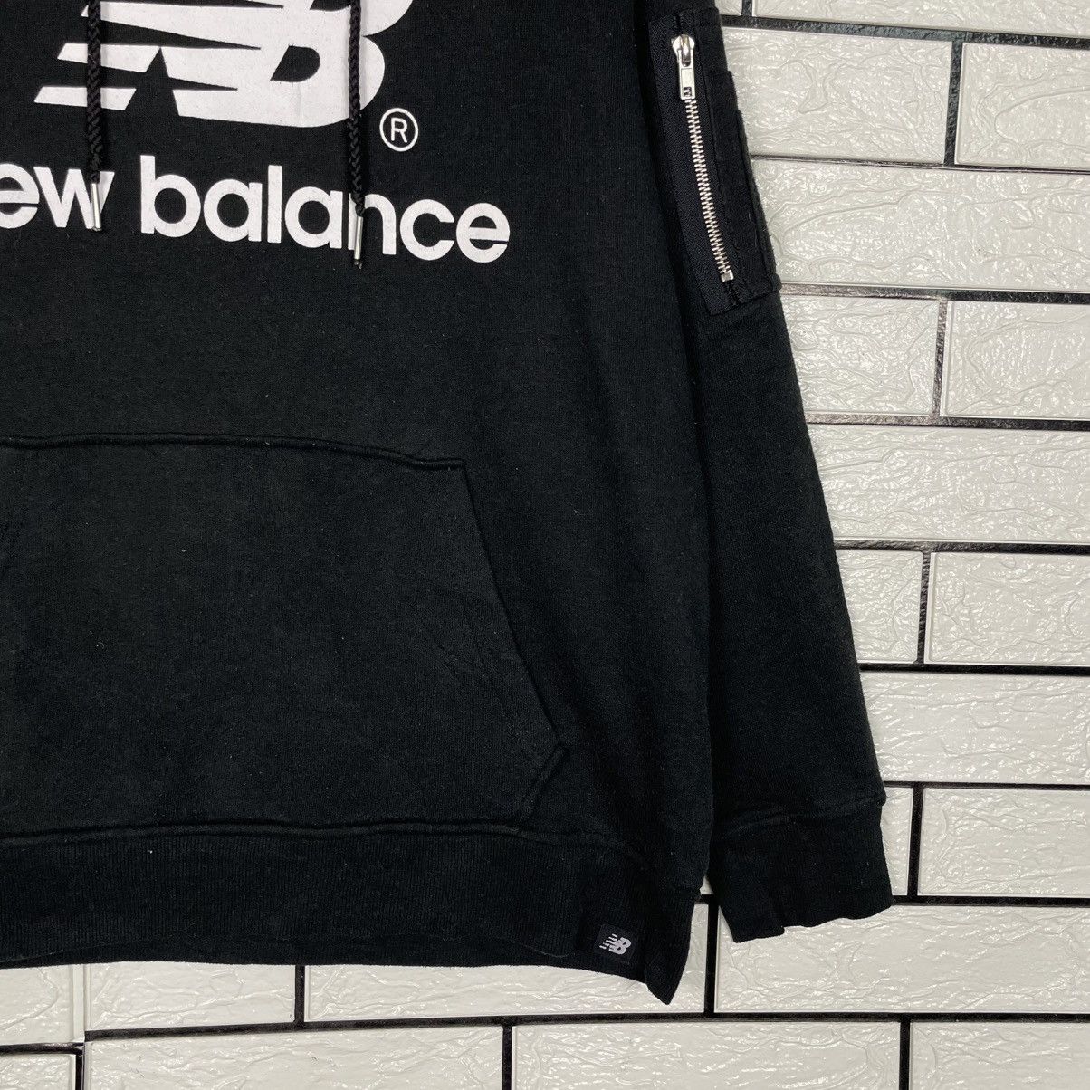 New Balance New Balance Big Logo Hoodie Size US M / EU 48-50 / 2 - 4 Thumbnail