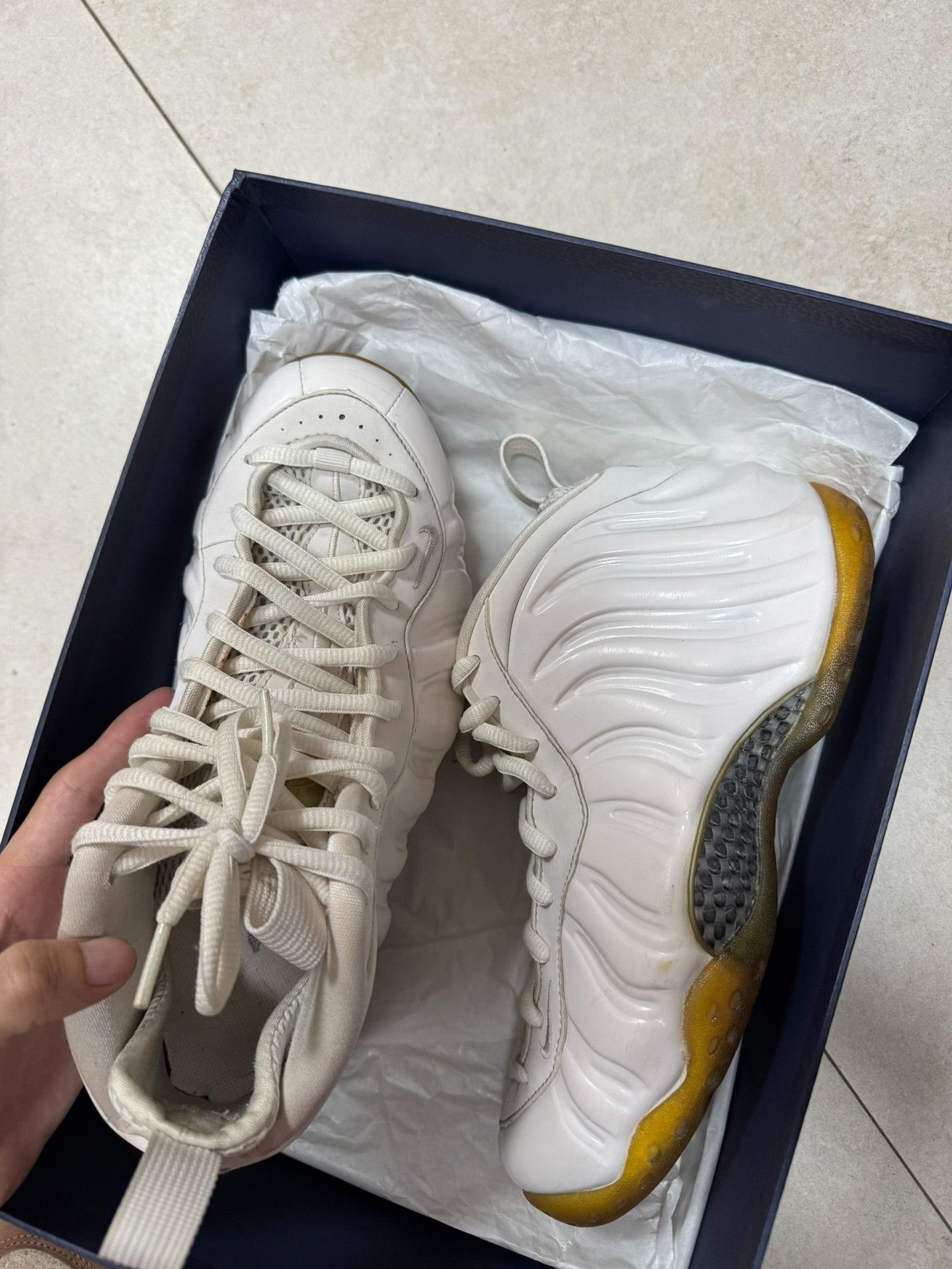 Nike Nike White Lowtop Sneakers 41 Men Size US 8.5 / EU 41-42 - 1 Thumbnail