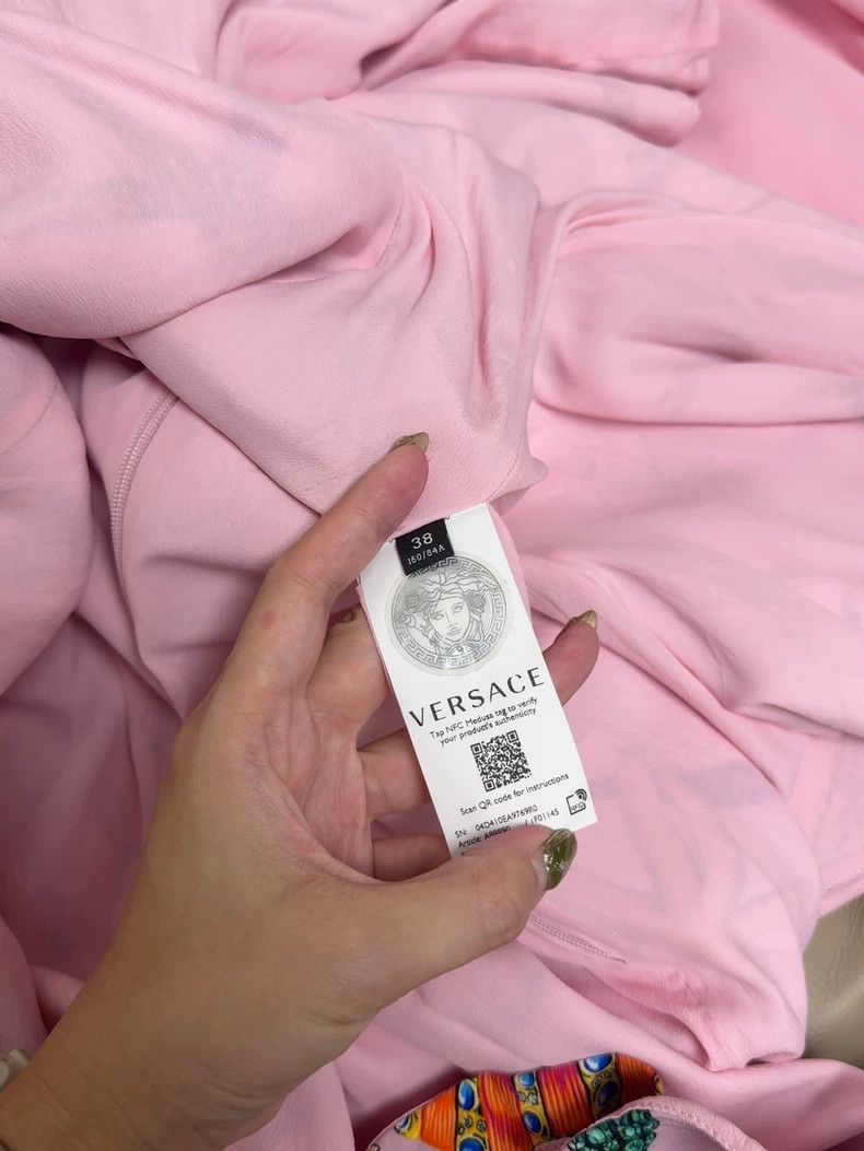 Versace Versace Pink dress Size M / US 6-8 / IT 42-44 - 8 Thumbnail