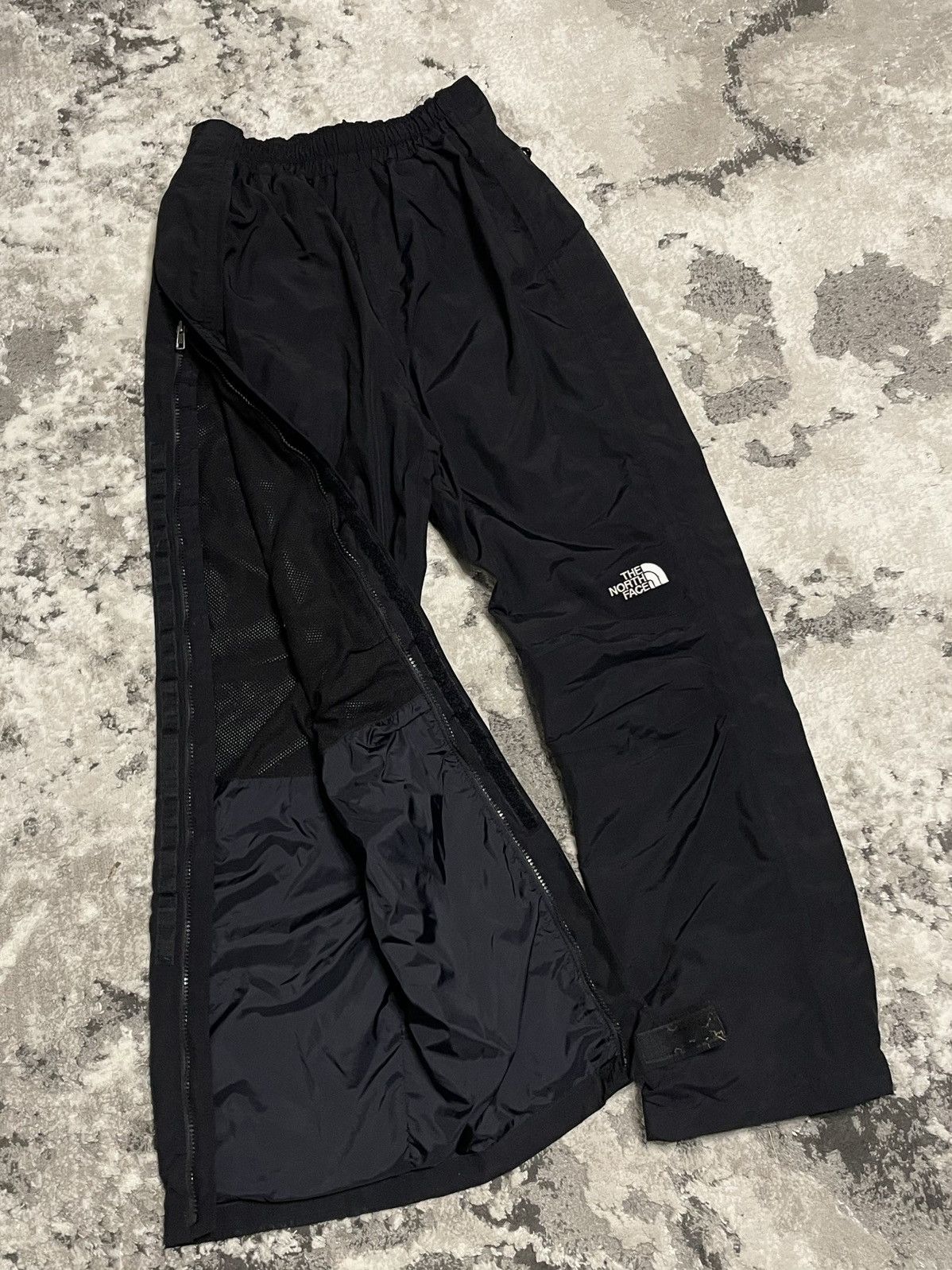 The North Face Vintage The North Face Nylon Full Zip Pants Arcteryx Oakley Size US 30 / EU 46 - 5 Thumbnail