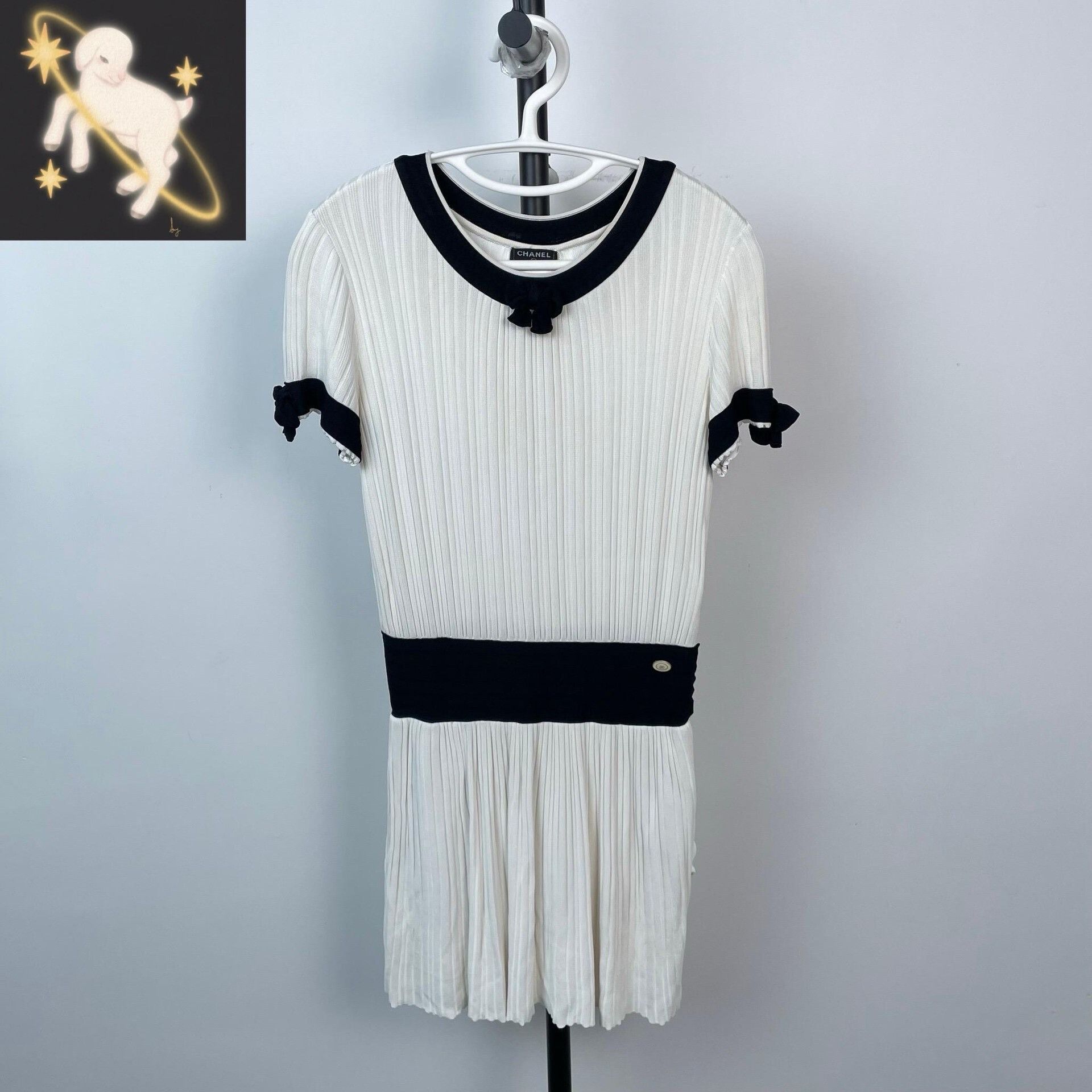 Chanel Chanel Black White Bow Pleated Dress Size XS / US 0-2 / IT 36-38 - 1 Thumbnail