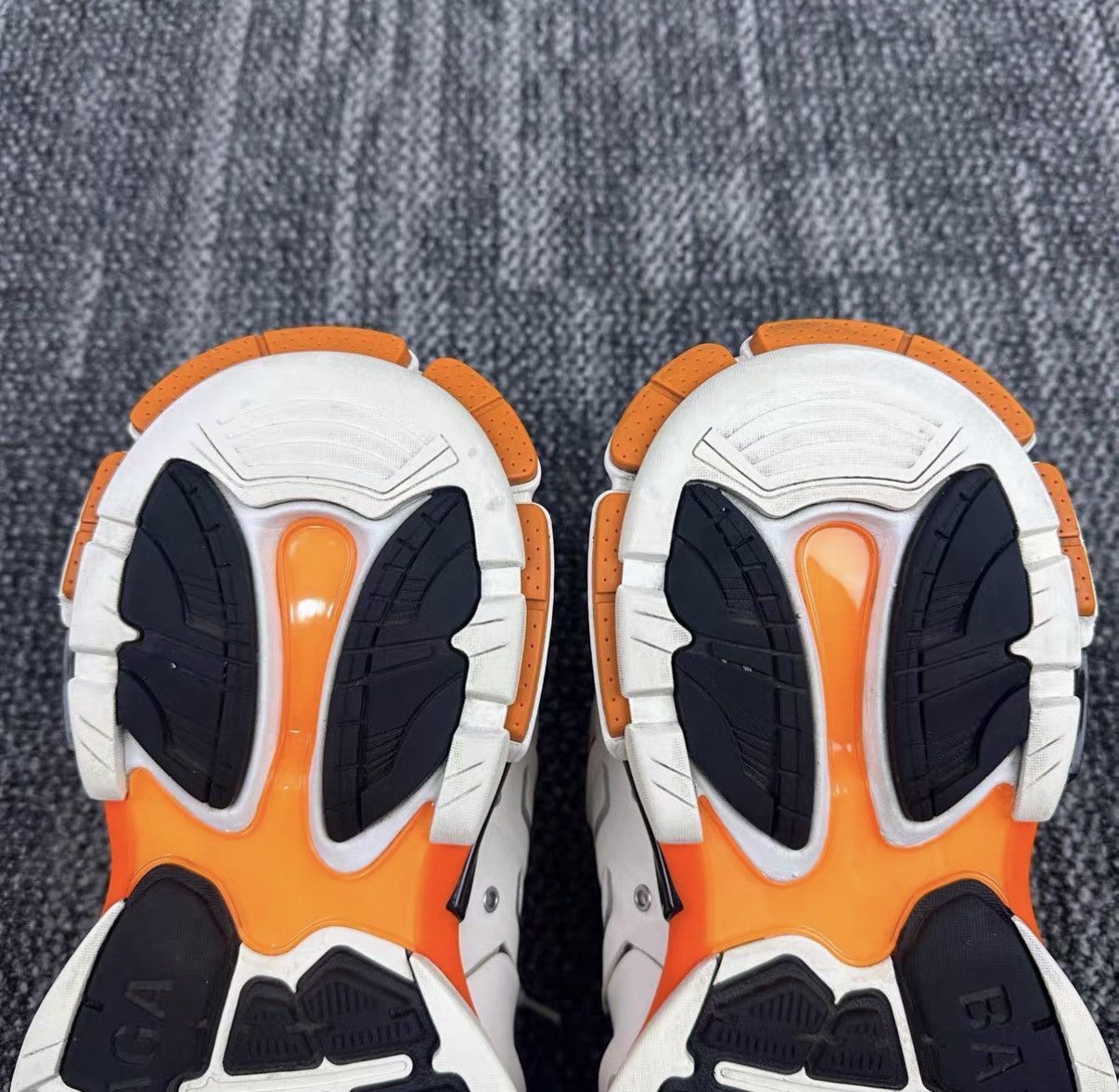 Balenciaga Balenciaga Track White & Orange Sneakers J42 Size US 8.5 / EU 41-42 - 7 Thumbnail