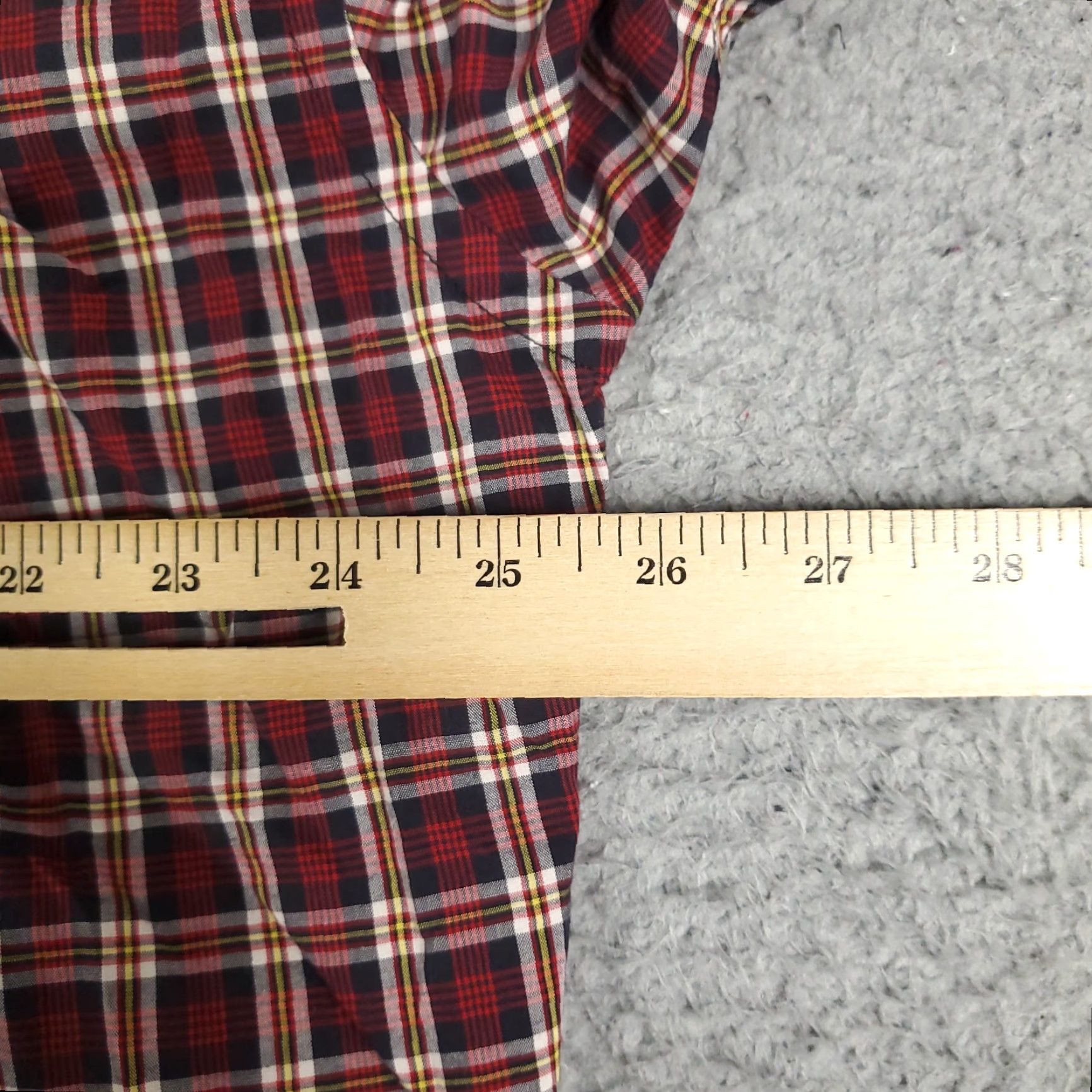 Tommy Hilfiger Tommy Hilfiger Shirt Mens XL Red Plaid Button-Up Long Sleeve College/Business/Casual/Workwear Classic American Preppy Logo Pockets Size US XL / EU 56 / 4 - 5 Thumbnail