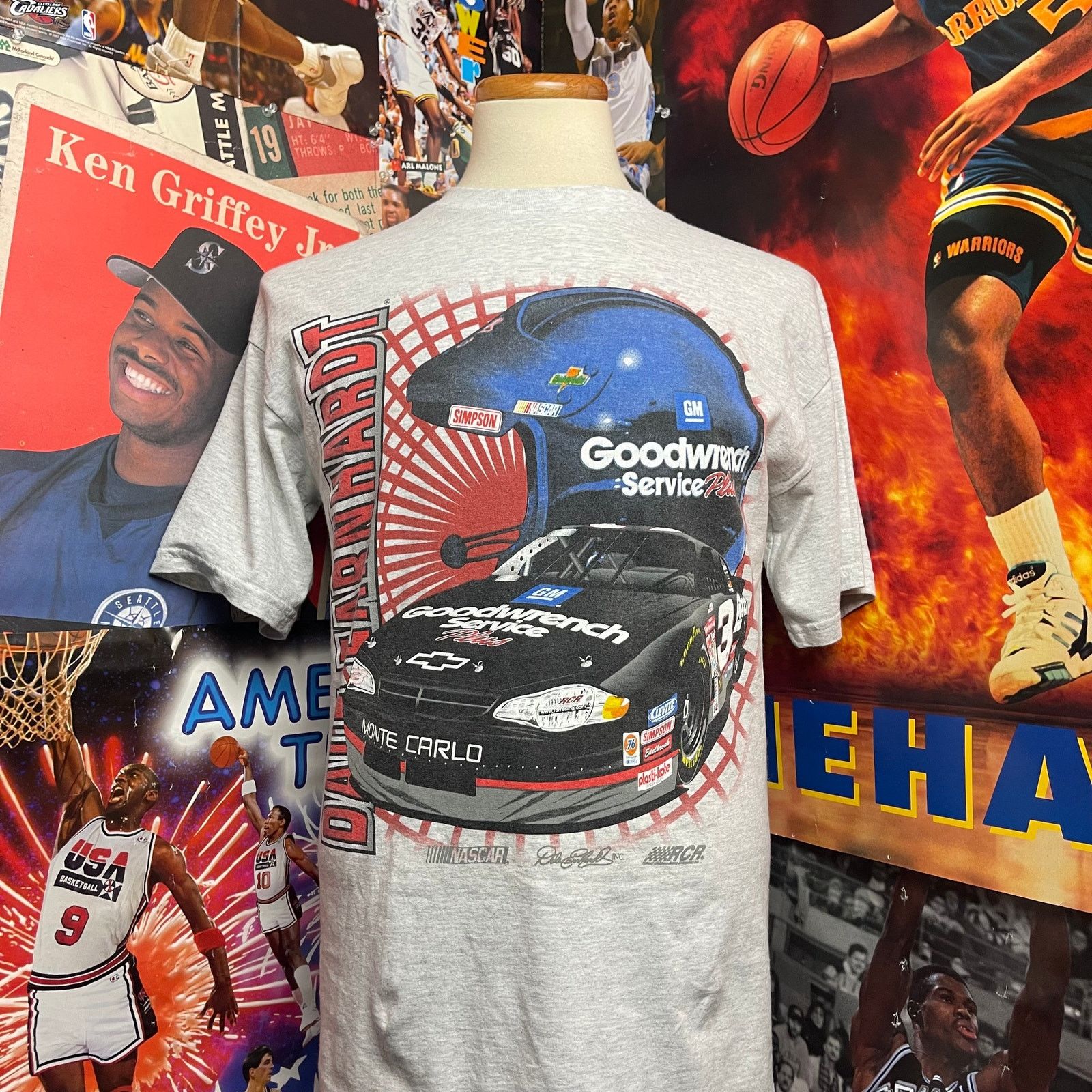 Salem Sportswear Vintage Nascar Dale Earnhardt Goodwrench Service Racing Tee Size US M / EU 48-50 / 2 - 1 Thumbnail