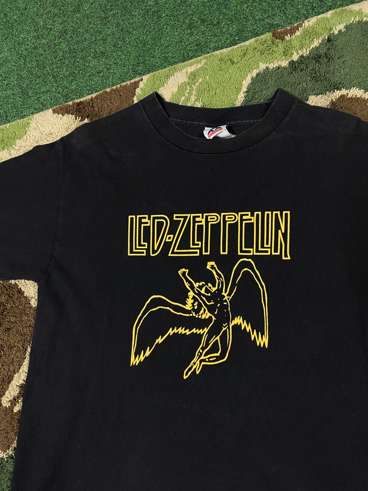 Band Tees Vintage 00’ Led Zeppelin Band T-Shirt Adult Medium Size US M / EU 48-50 / 2 - 3 Thumbnail