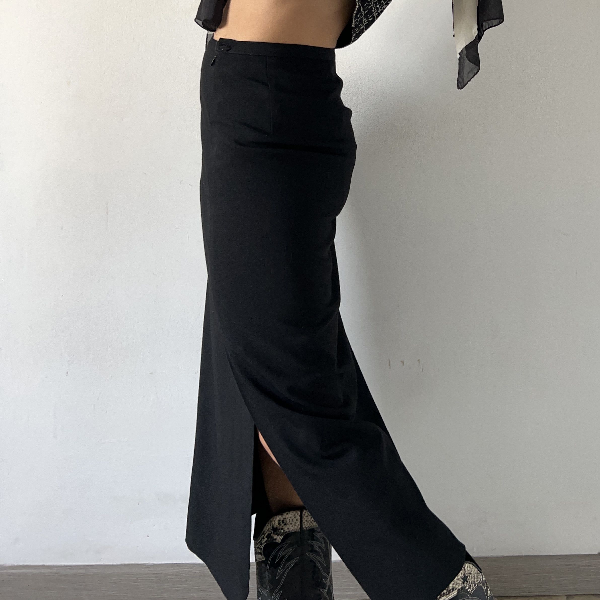 Vintage Vintage 90s black wool blend pencil skirt Size 30" / US 8 / IT 44 - 4 Thumbnail