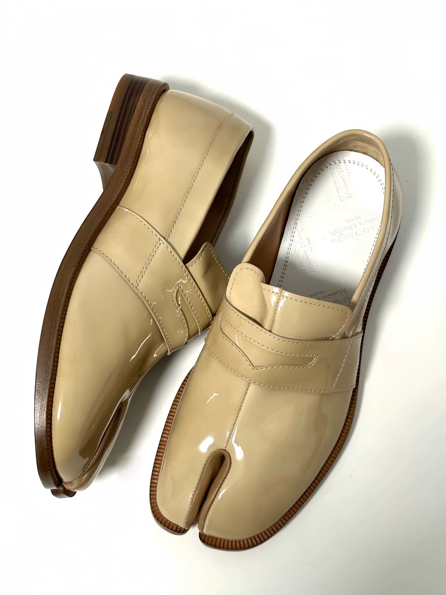 Maison Margiela Maison Margiela Beige Leather Loafers Size US 4 / IT 34 - 1 Thumbnail