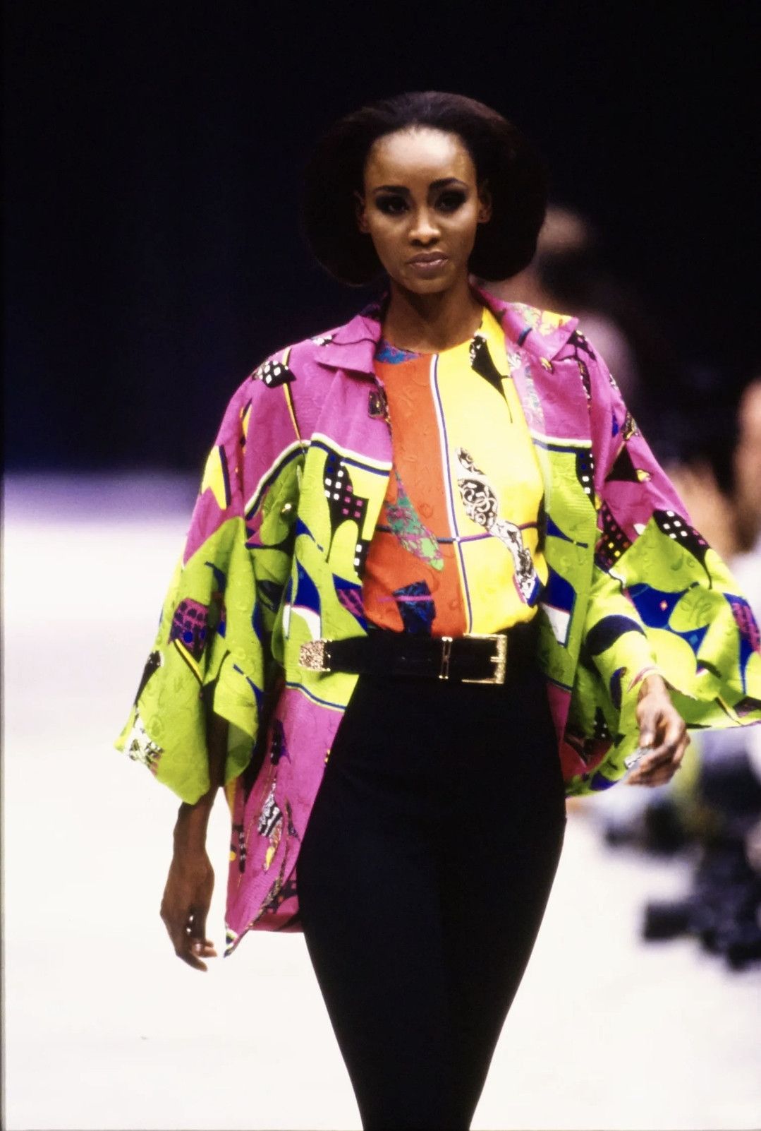 Versace SS1991 Runway Silk Shoe-print Blouse Size M / US 6-8 / IT 42-44 - 1 Thumbnail