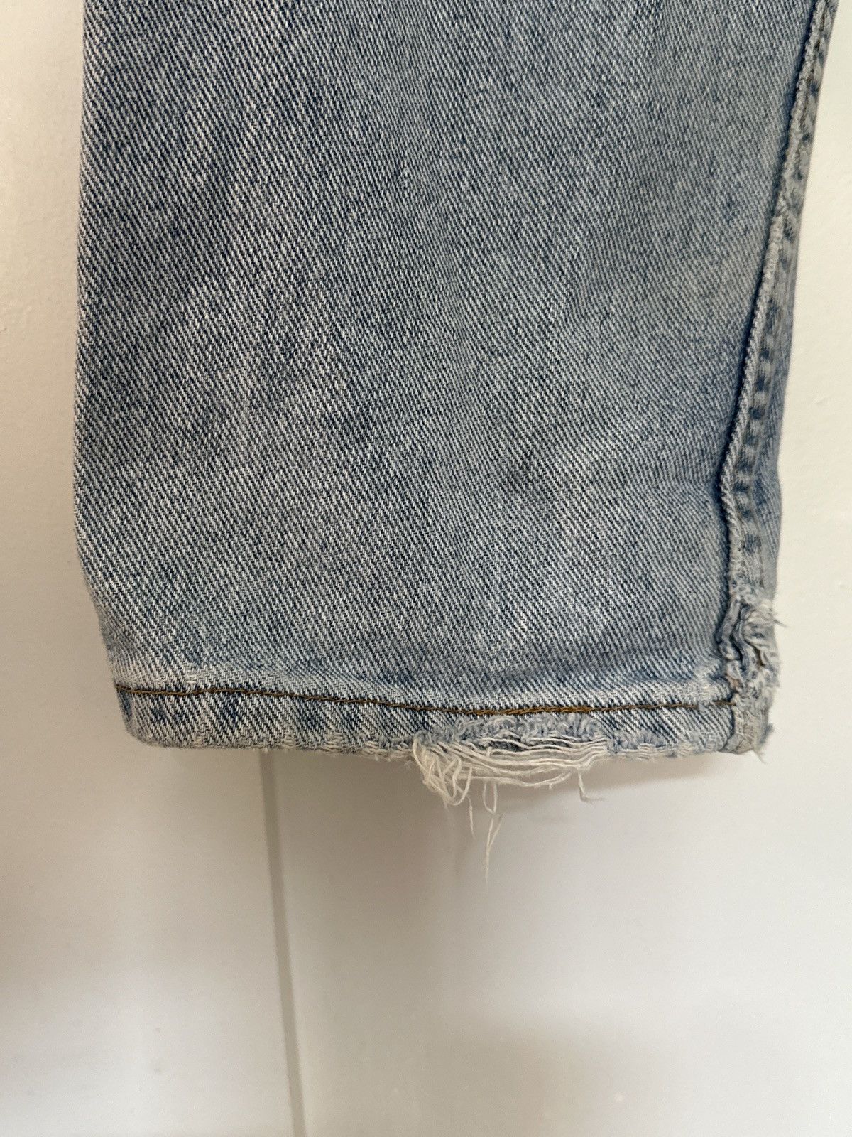 Levi's Vintage Levi’s 550 light wash Size US 32 / EU 48 - 7 Thumbnail