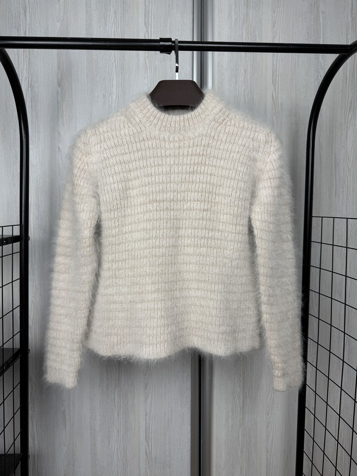 Roberto Collina Roberto Collina beige angora wool made in Italy sweater S Size S / US 4 / IT 40 - 1 Thumbnail