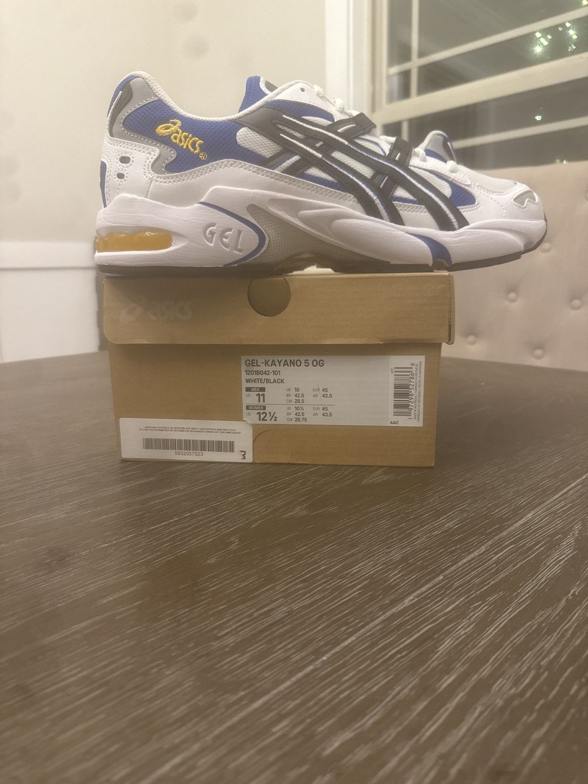 Asics × Kith Asics x kith white & black Size US 11 / EU 44 - 7 Thumbnail