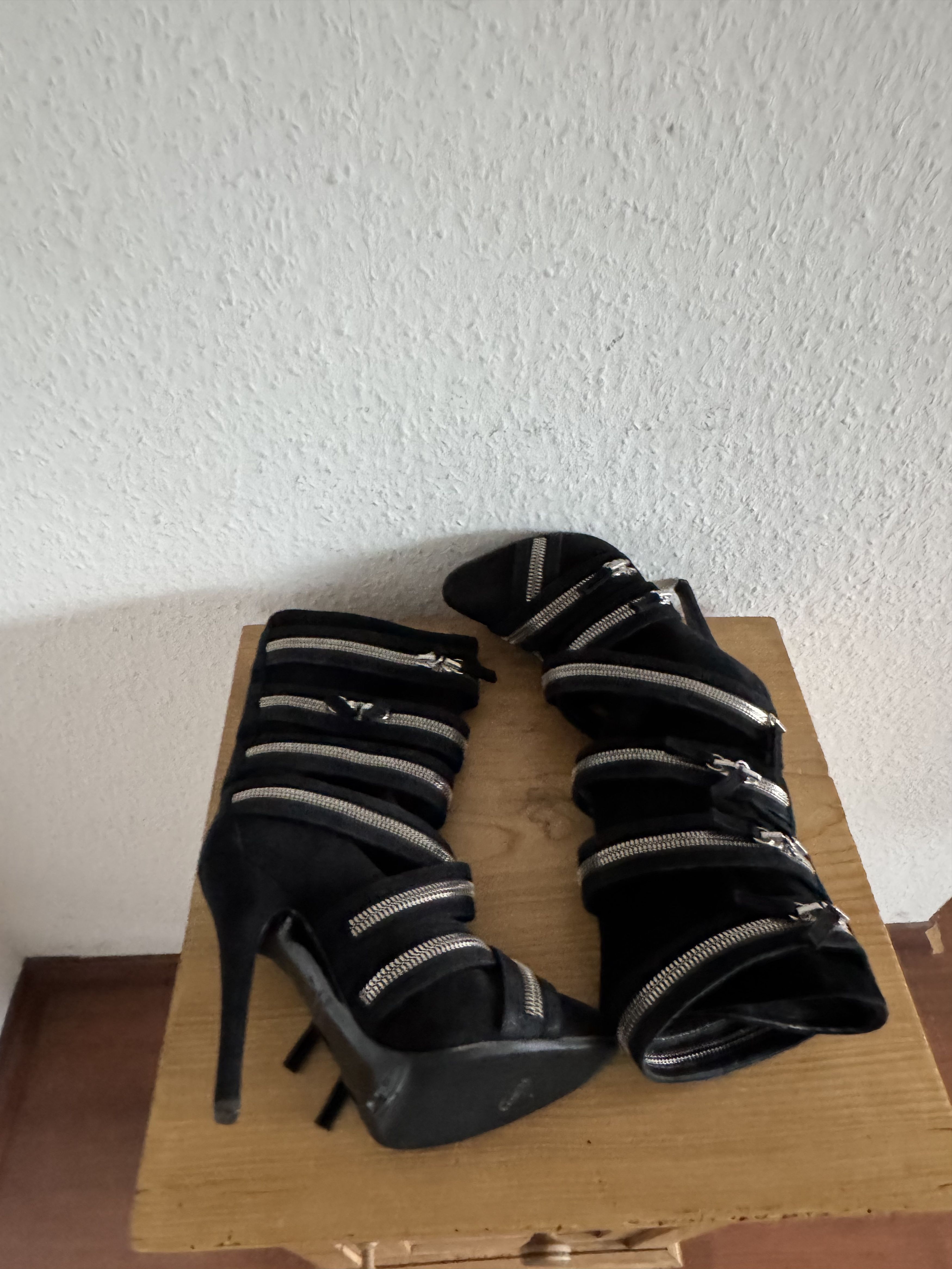 Balmain FW09 Zipper High-Heel Boot Size US 5 / IT 35 - 3 Thumbnail