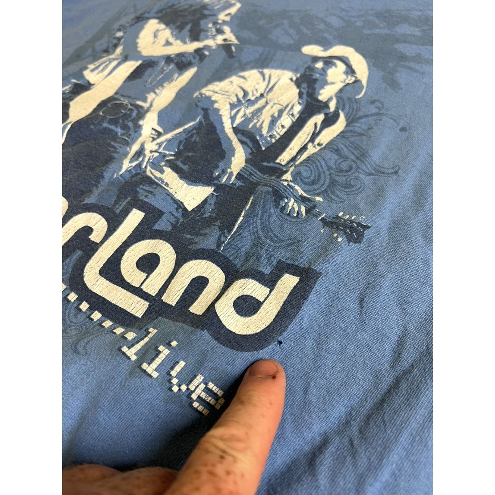 Gildan Sugarland T Shirt Adult Large L Blue Back band Concert Tee Country Music Cotton Size US M / EU 48-50 / 2 - 6 Thumbnail
