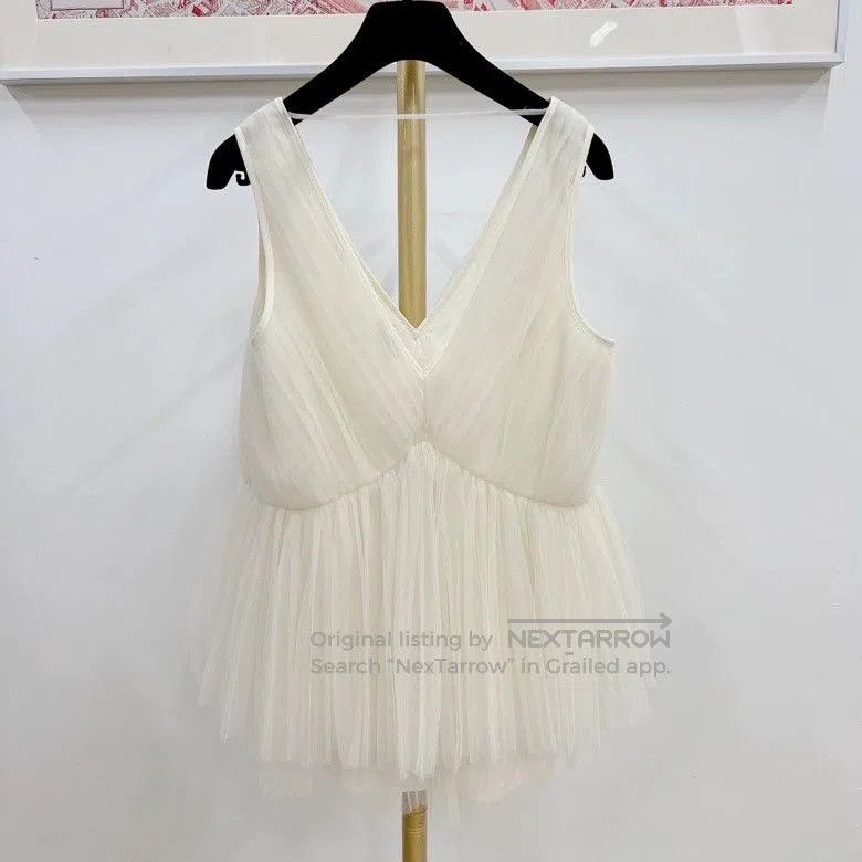 Brunello Cucinelli Brunello Cucinelli White Mesh V-Neck Top. Size US M / EU 48-50 / 2 - 2 Thumbnail