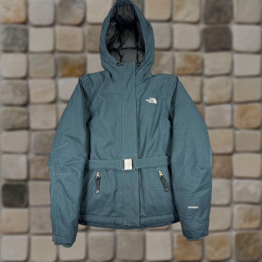 The North Face Vtg The North Face Hyvent Jacket Womens Small Blue Down Insulated Belted Puffer Jacket Regular Womens Size S Blue Outdoor Coat Size S / US 4 / IT 40 - 1 Thumbnail
