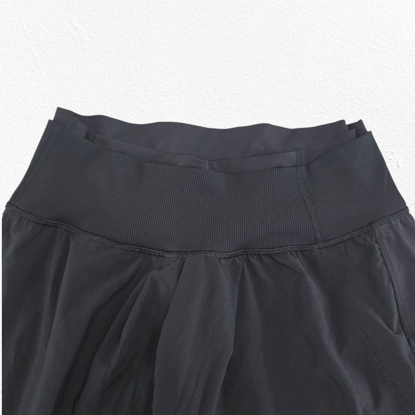 Lululemon Lululemon Dance Studio Crop Wrap Waist Black Pants Size 6 Size 28" / US 6 / IT 42 - 6 Thumbnail