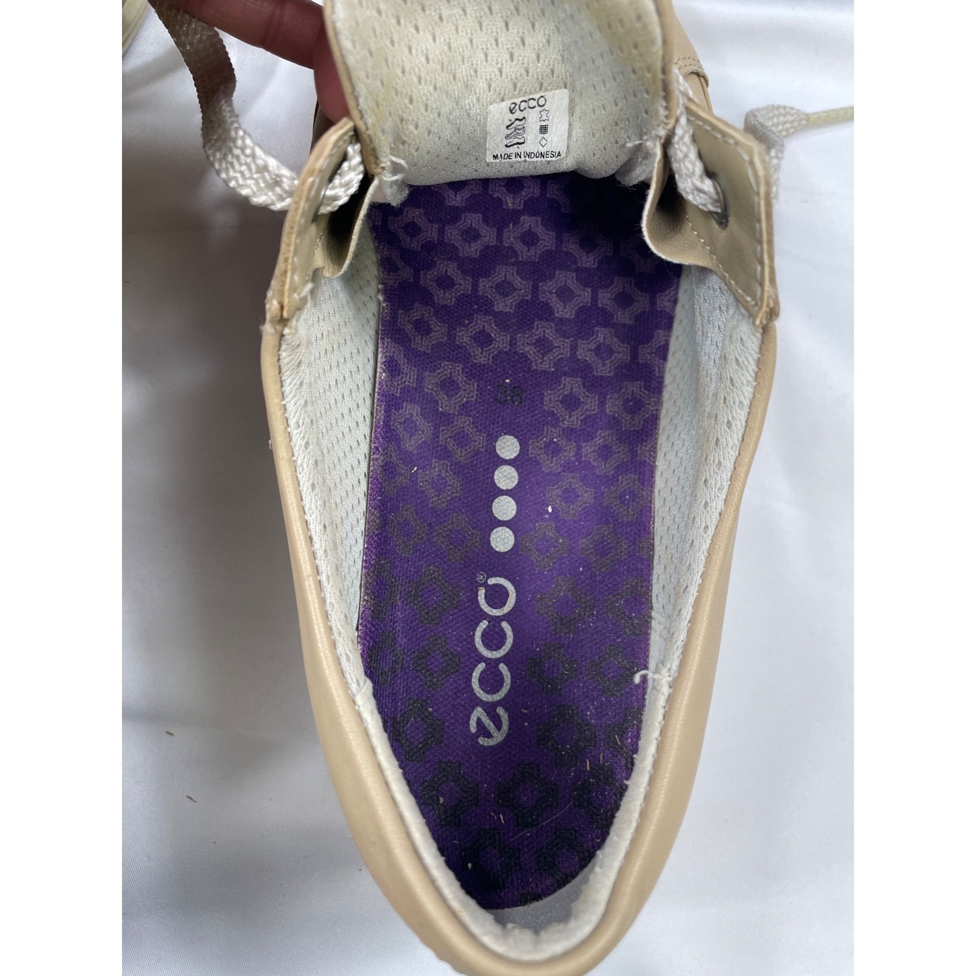 Ecco Ecco SKU 7472 Womens Beige Leather Sneakers Size 38 Size US 8 / IT 38 - 6 Thumbnail