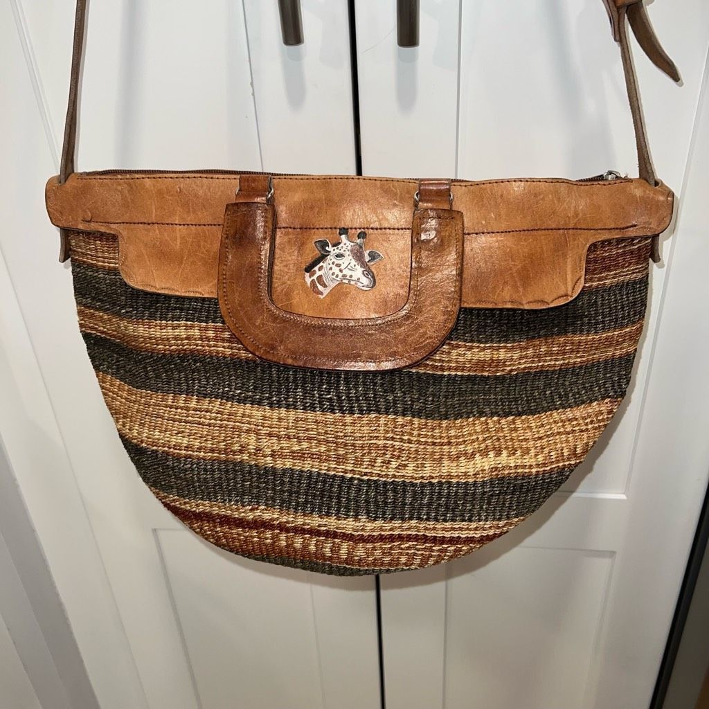 Vintage Vintage African Sisal Market Woven Bag Leather Handles & Str Size ONE SIZE - 2 Thumbnail