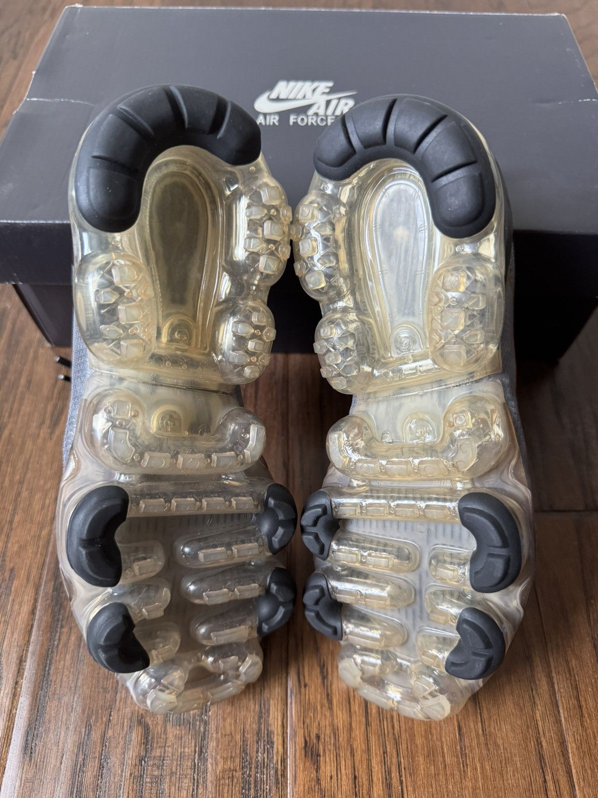 Nike Nike VaporMax 2019 Black/Gold/Red Size US 6.5 / IT 36.5 - 5 Thumbnail