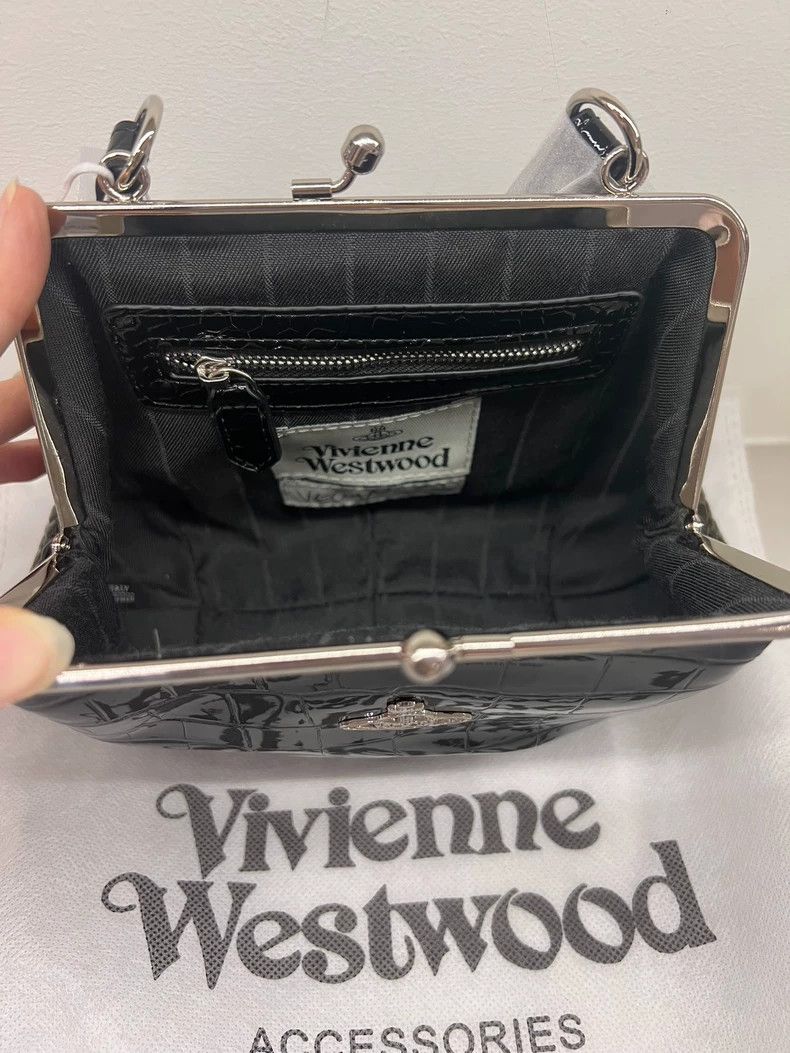 Vivienne Westwood Vivienne Westwood size os Saturn dumplings Size ONE SIZE - 6 Thumbnail