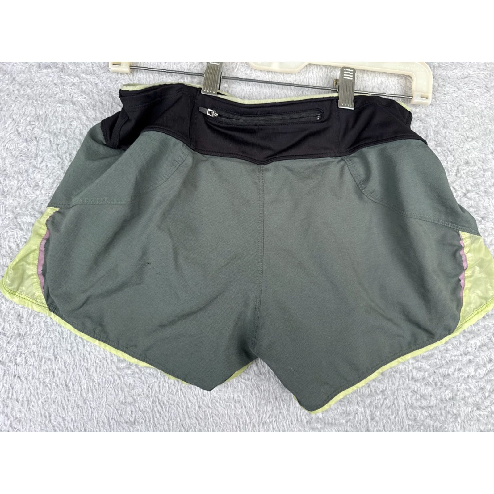 The North Face The North Face Shorts Women Small Green Lined Polyester Blend Run Running READ Women Size 28" / US 6 / IT 42 - 5 Thumbnail