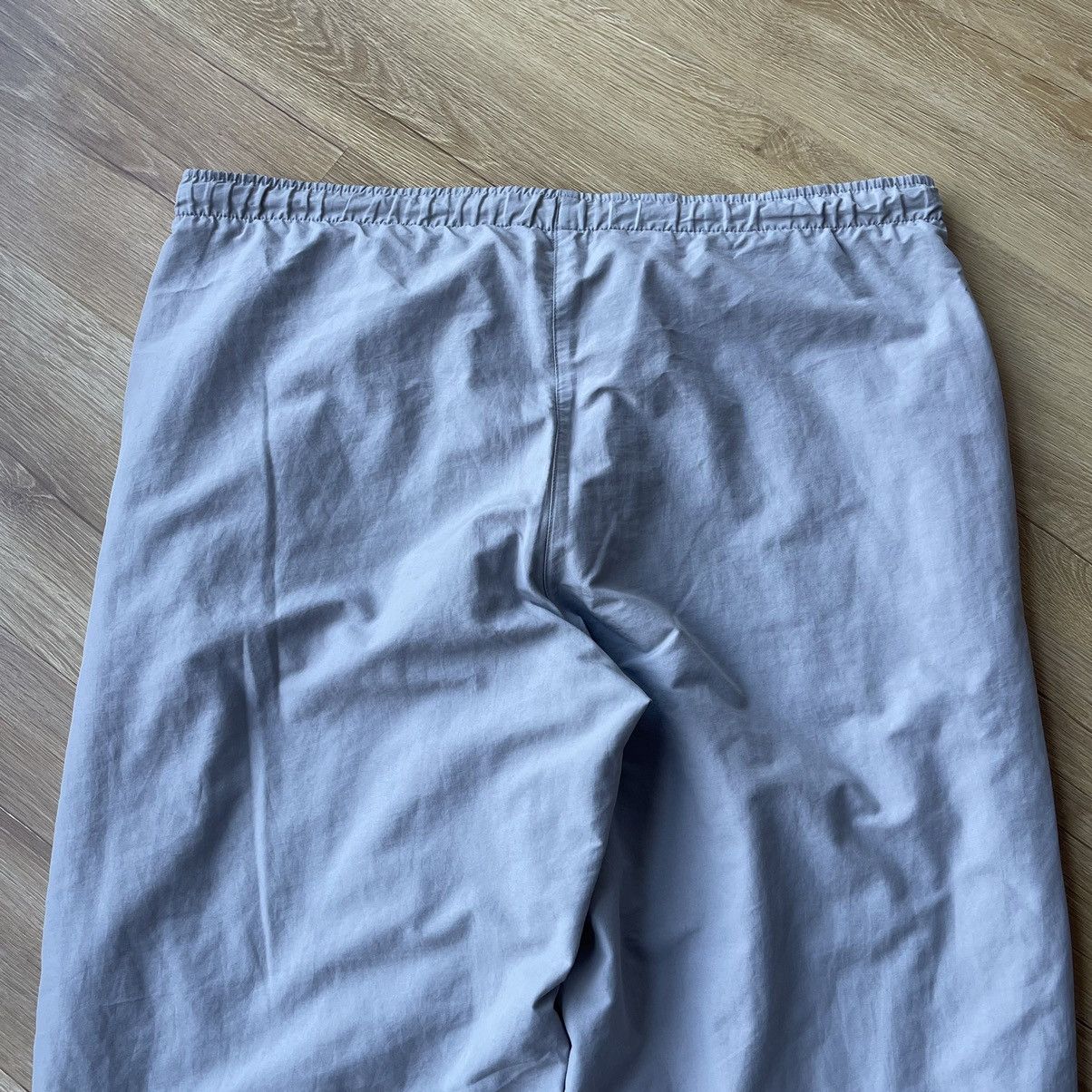 Nike Vintage Nike Swoosh Baggy Parachute Track Pants Size L Size US 38 / EU 54 - 22 Thumbnail