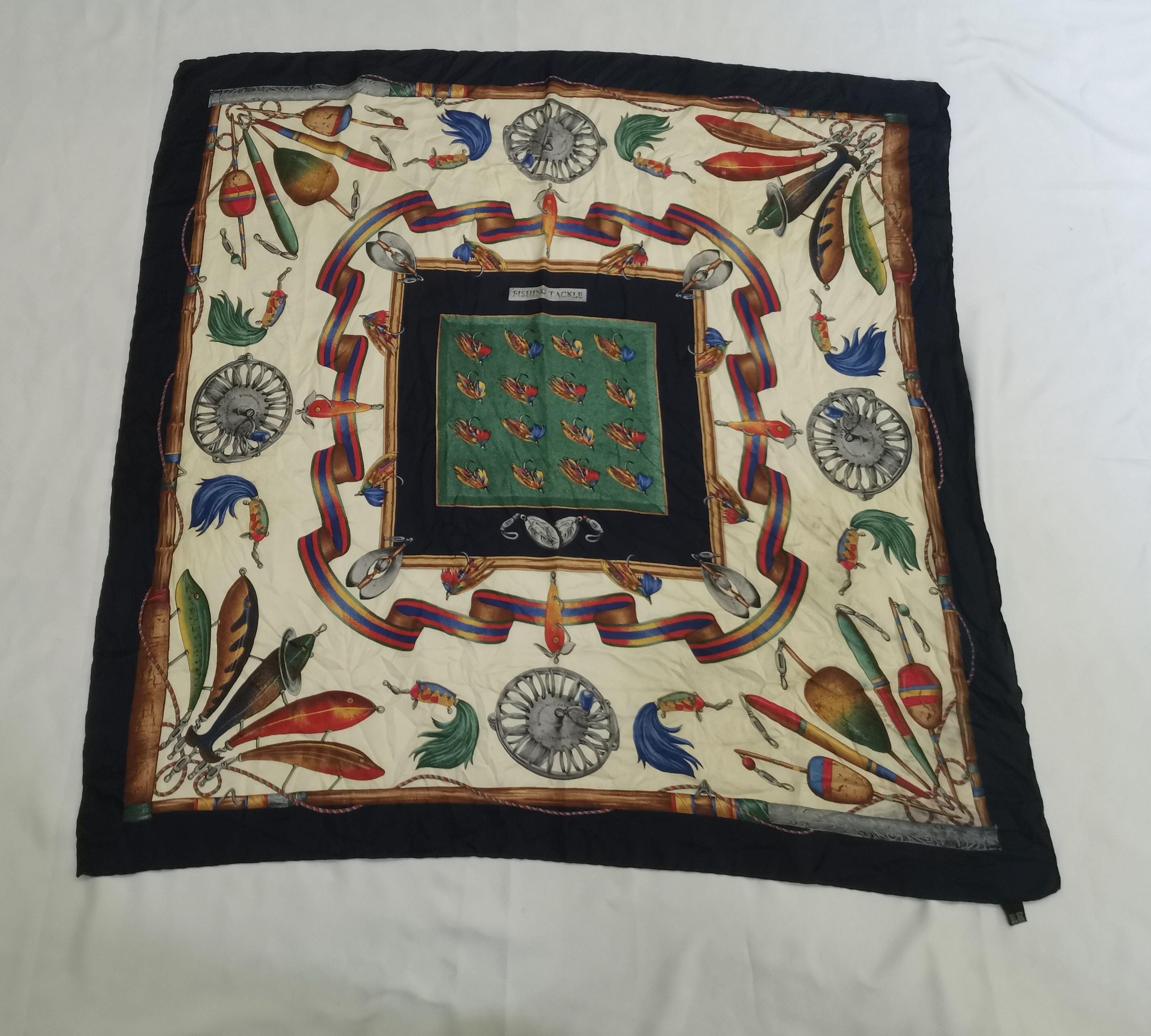 Vintage Rare vintage Fishing Tackle scarves nice design Size ONE SIZE - 1 Thumbnail