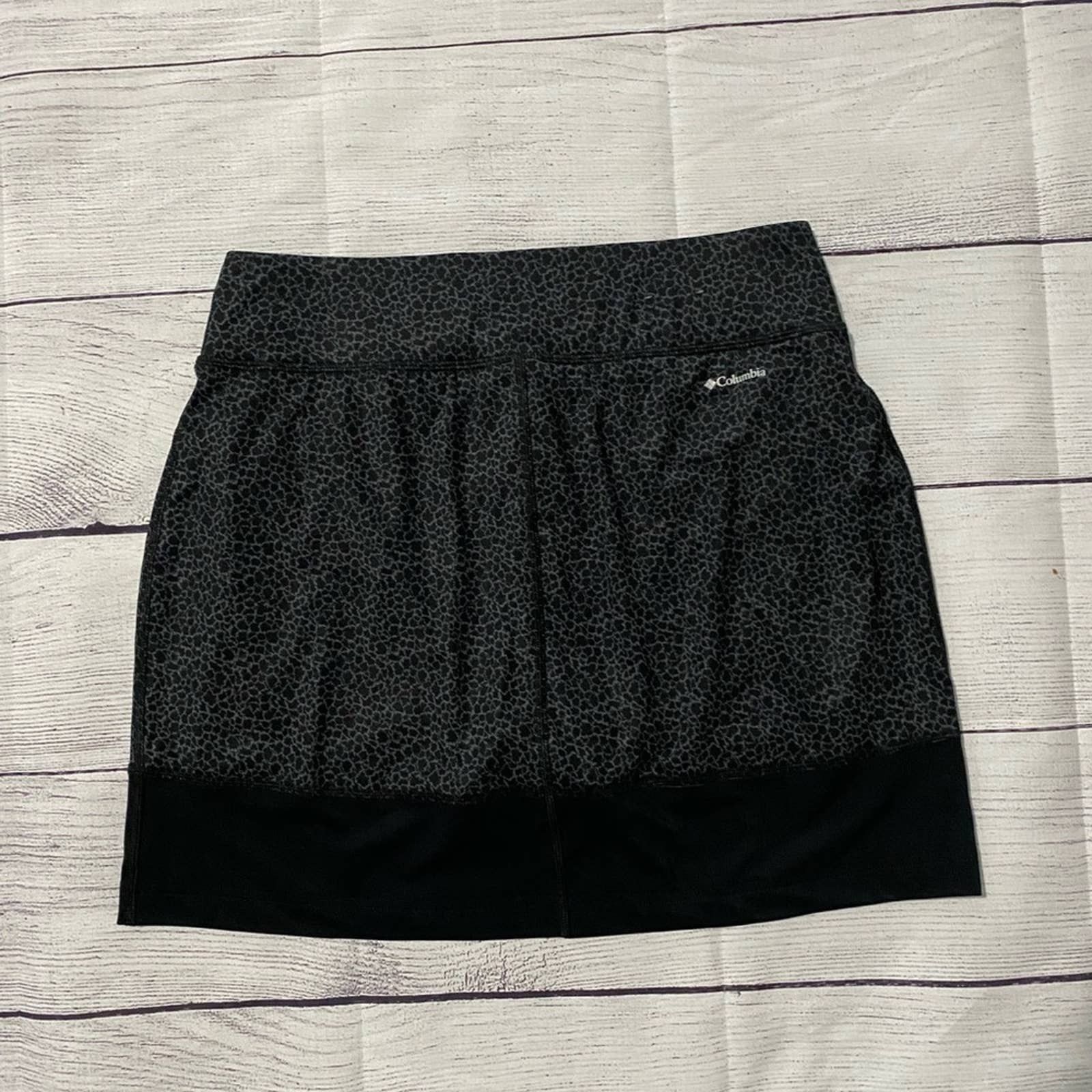 Columbia Columbia skirt with shorts attached Size 30" / US 8 / IT 44 - 4 Thumbnail