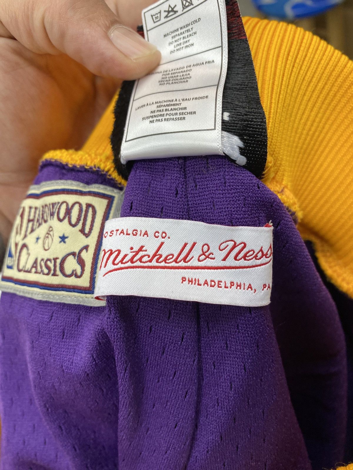 Just Don Just Don Lakers shorts purple medium authentic lebron Size US 32 / EU 48 - 9 Thumbnail
