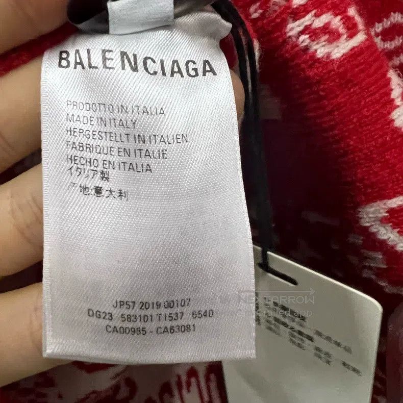 Balenciaga Balenciaga White and red barrage logo knitwear Size US S / EU 44-46 / 1 - 4 Thumbnail