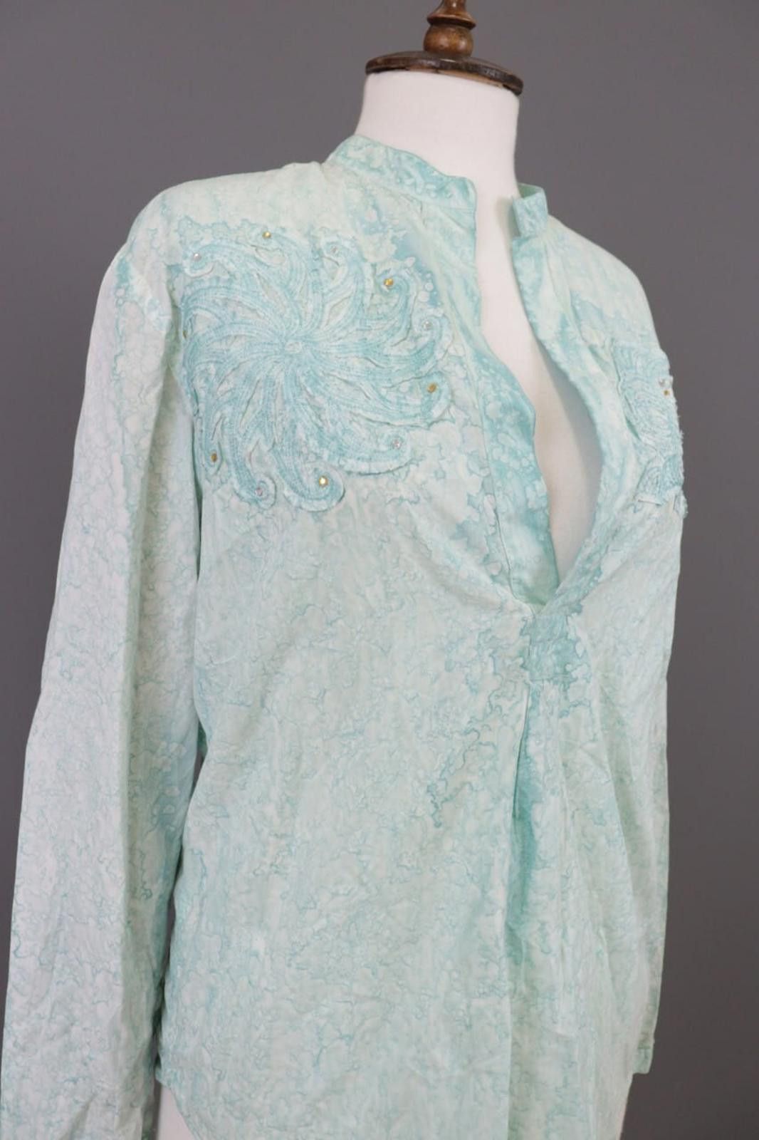 Custo Barcelona CUSTO BARCELONA V-Neck Embroidered Top Shirt Size 1 Size M / US 6-8 / IT 42-44 - 5 Thumbnail