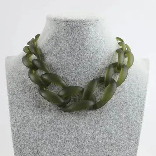VIBE Women Oversize Acrylic Chain Necklace Size ONE SIZE - 1 Thumbnail