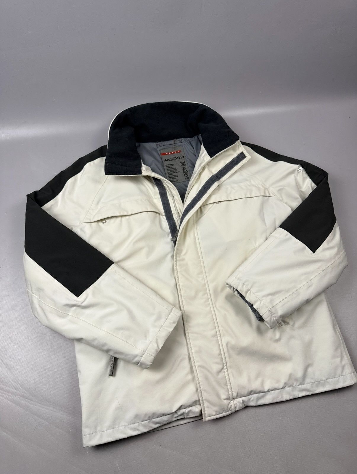 Prada Prada goretex jacket white & black puffer size XL mens Size US XL / EU 56 / 4 - 3 Thumbnail