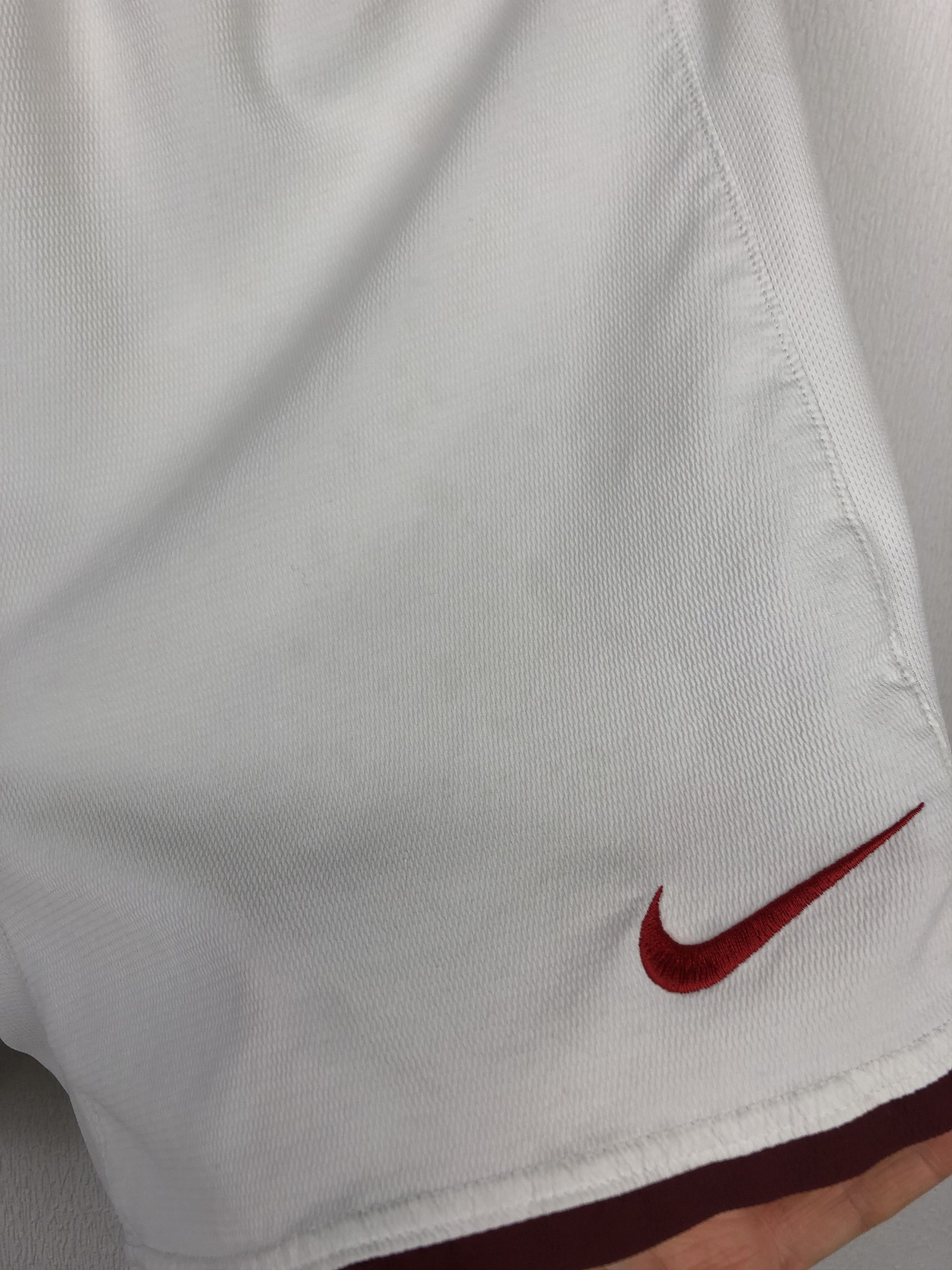 Nike Vintage Nike Arsenal Football Shorts Soccer Track Size L Size US 36 / EU 52 - 5 Thumbnail