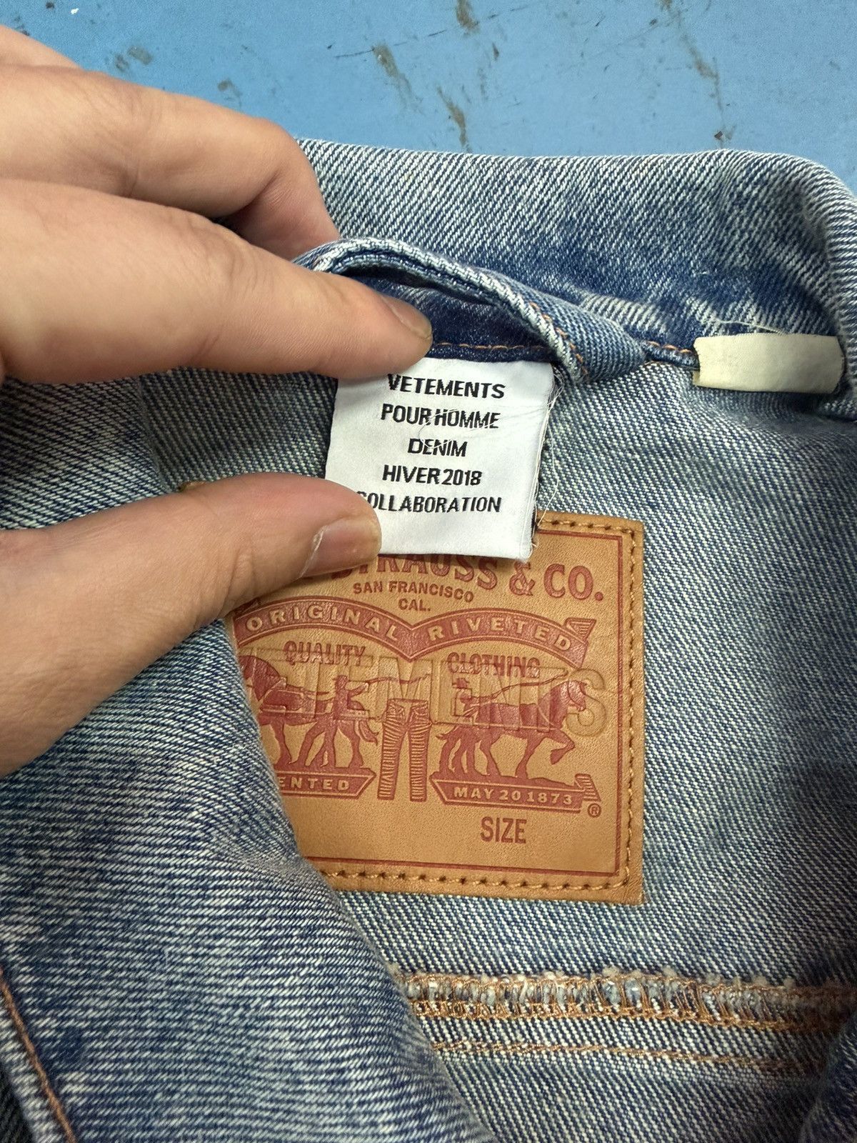 Levi's × Vetements VETEMENTS 18” PATCH WORK LEVIS JACKET Size US L / EU 52-54 / 3 - 6 Thumbnail