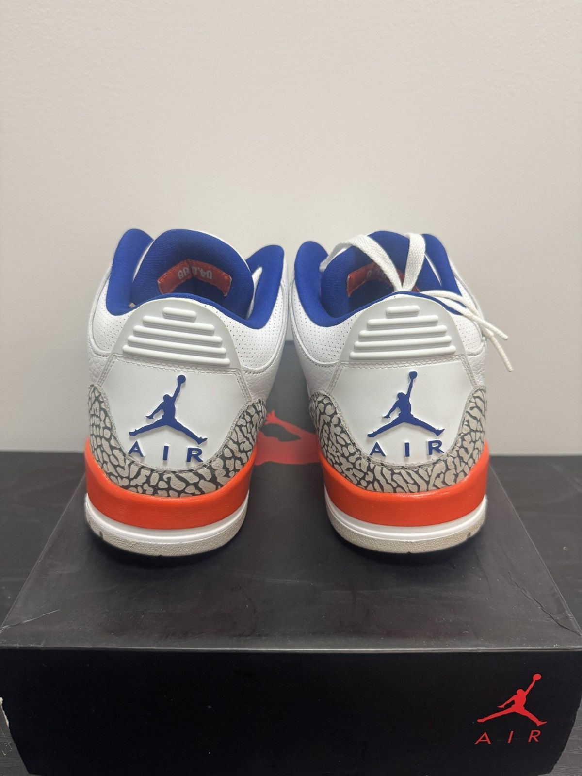 Jordan Brand Jordan 3 knicks Size US 11.5 / EU 44-45 - 4 Thumbnail