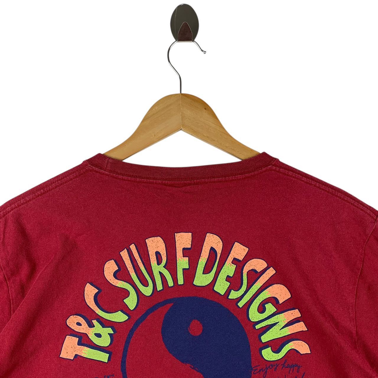 Vintage TOWN & COUNTRY big back hit Surfing tee Size US XL / EU 56 / 4 - 9 Thumbnail