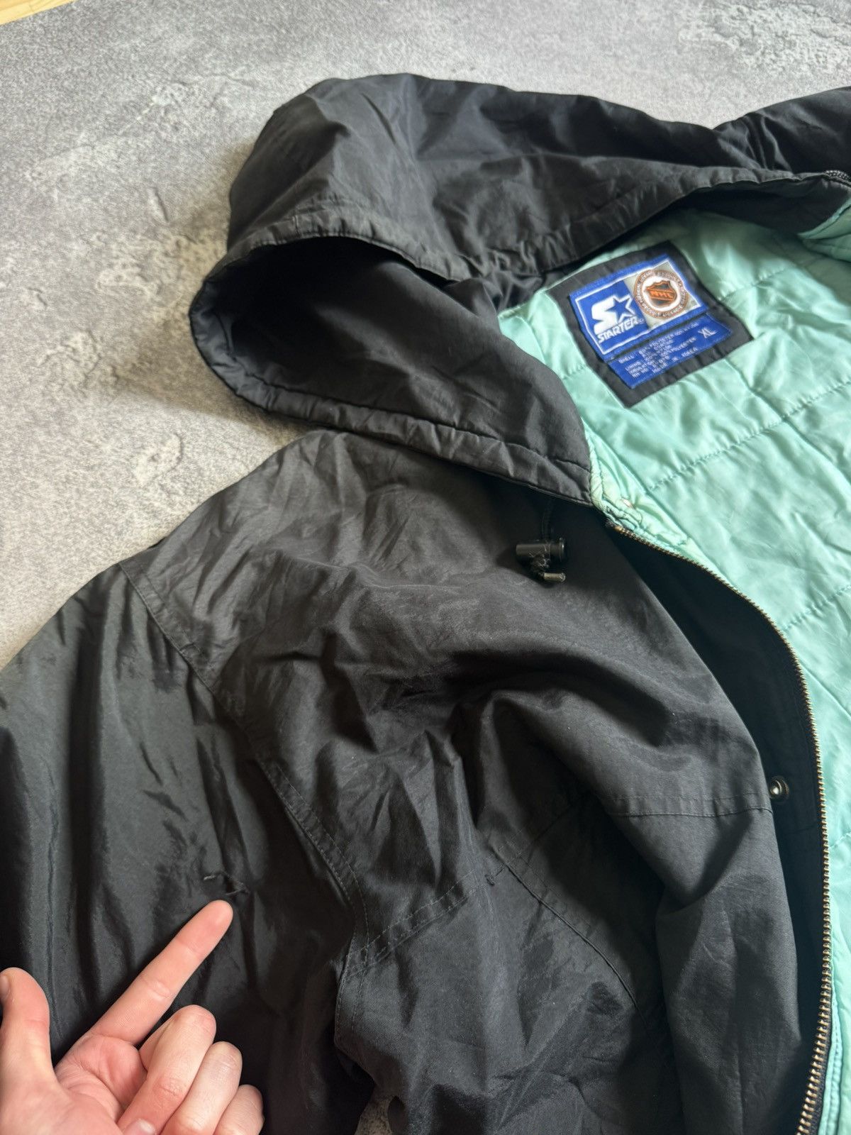 Starter Starter XL San Jose Sharks 🦈 NHL vintage bomber jacket zip Size US XL / EU 56 / 4 - 15 Thumbnail