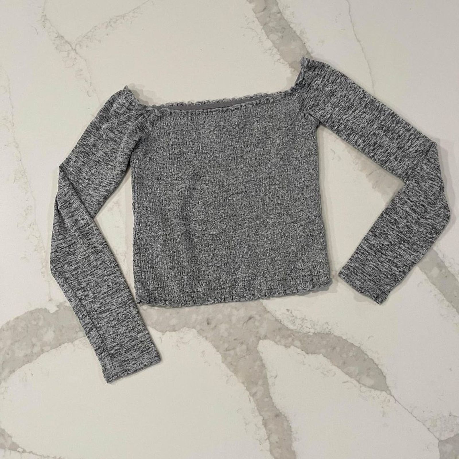Hollister Hollister Smocked Ribbed Off Shoulder Crop Shirt Women Small Size S / US 4 / IT 40 - 5 Thumbnail